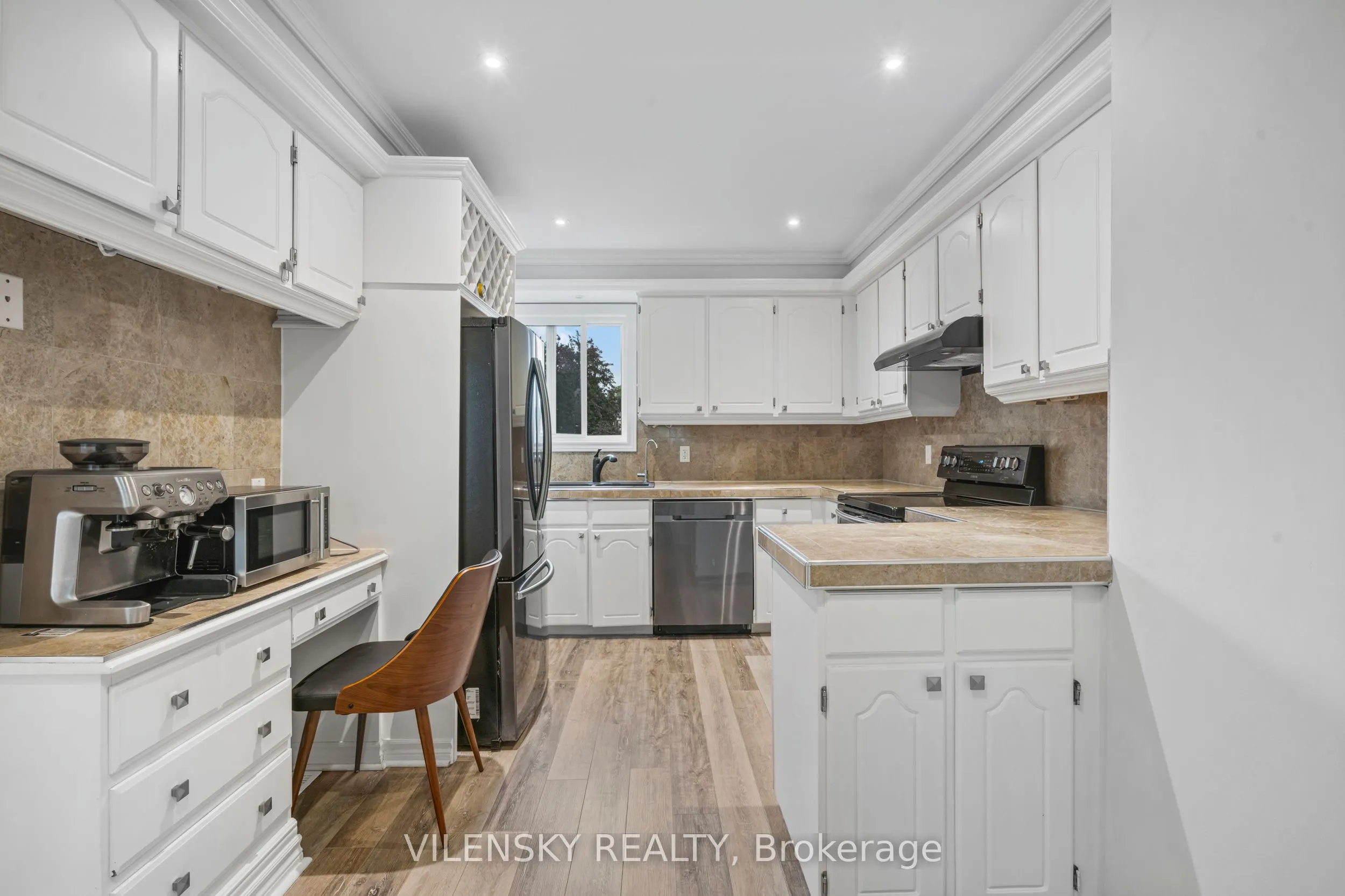 14 Poplar Crescent #19