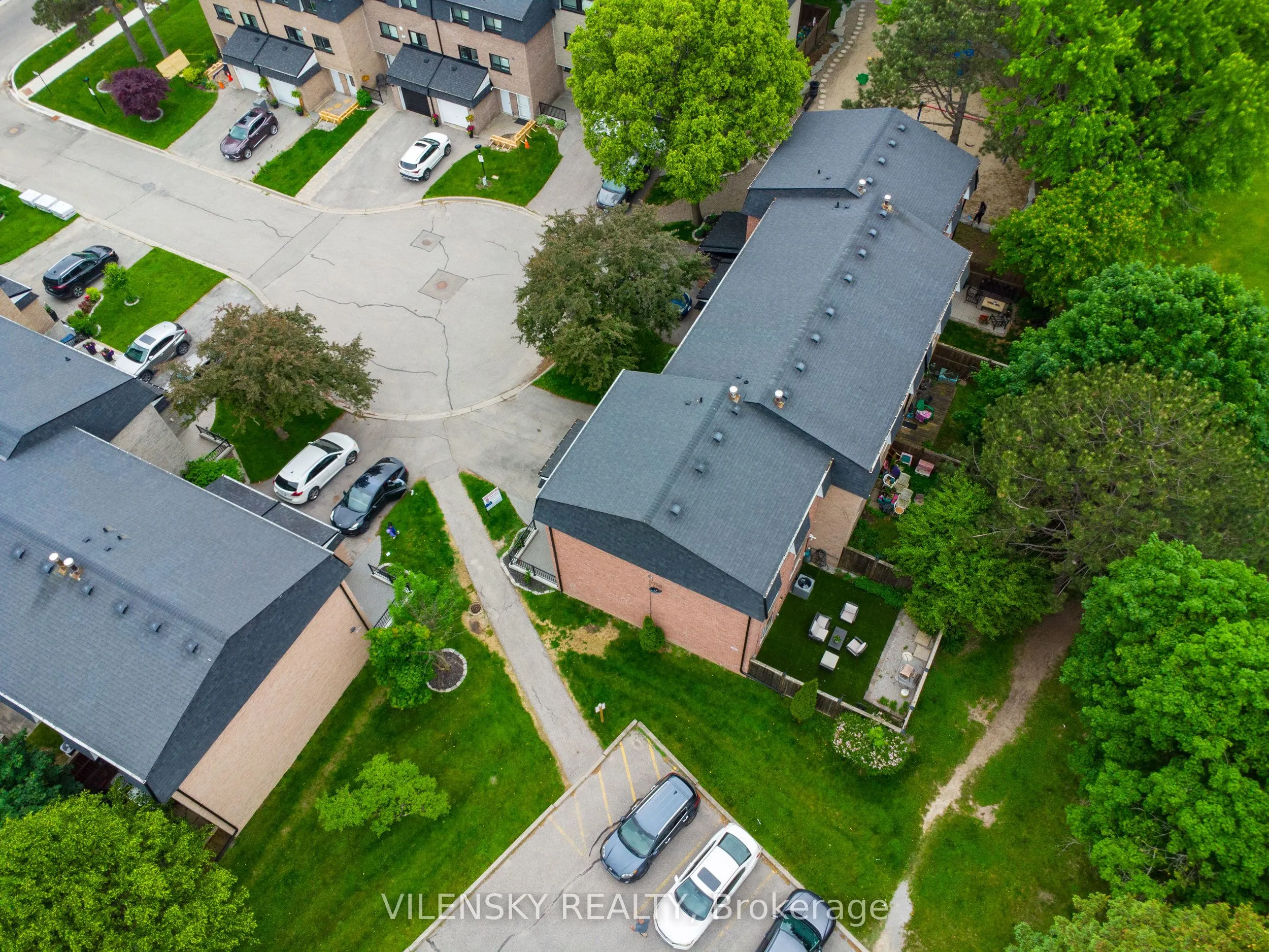 14 Poplar Crescent #19