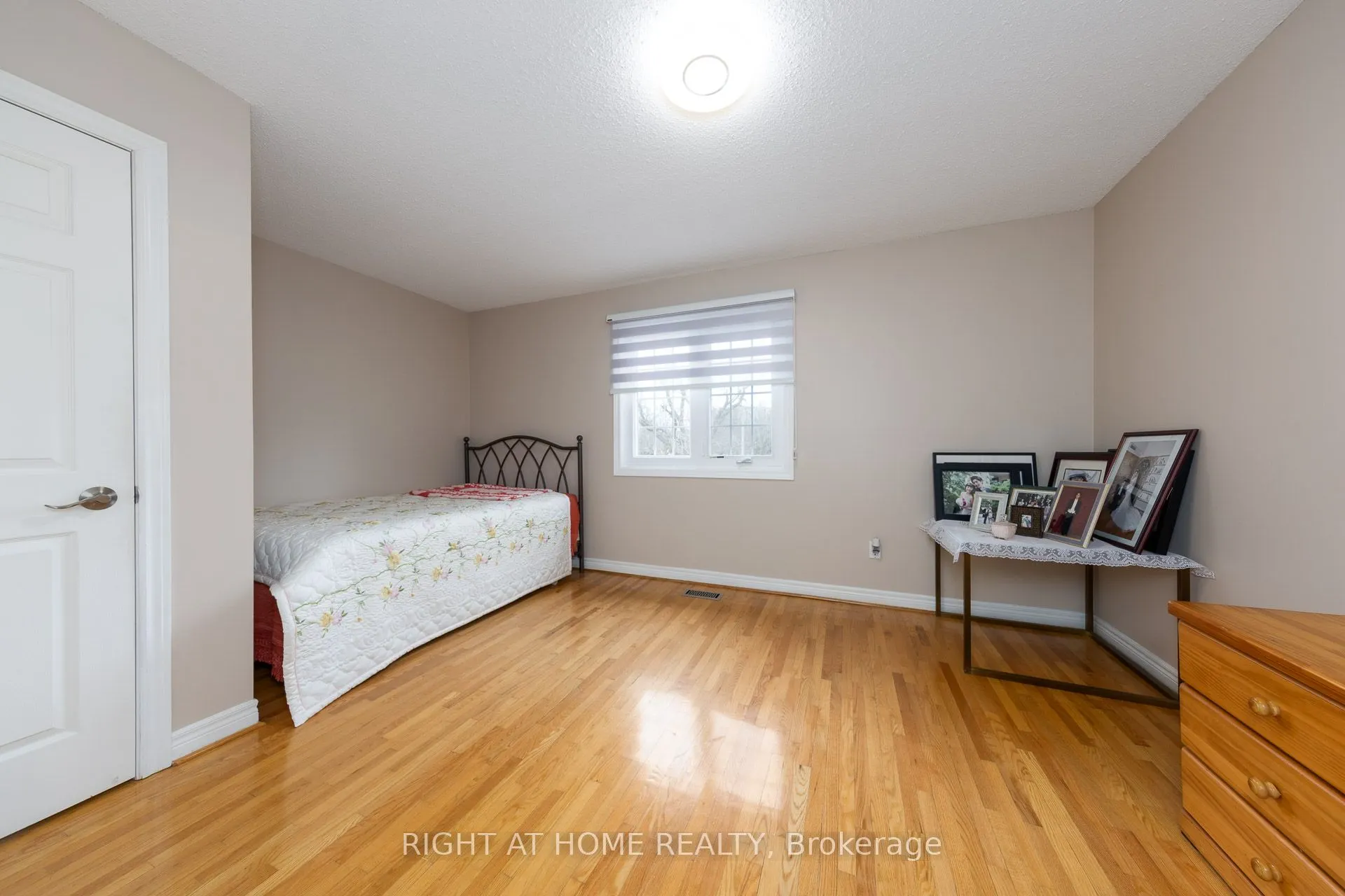 27 Addison Street