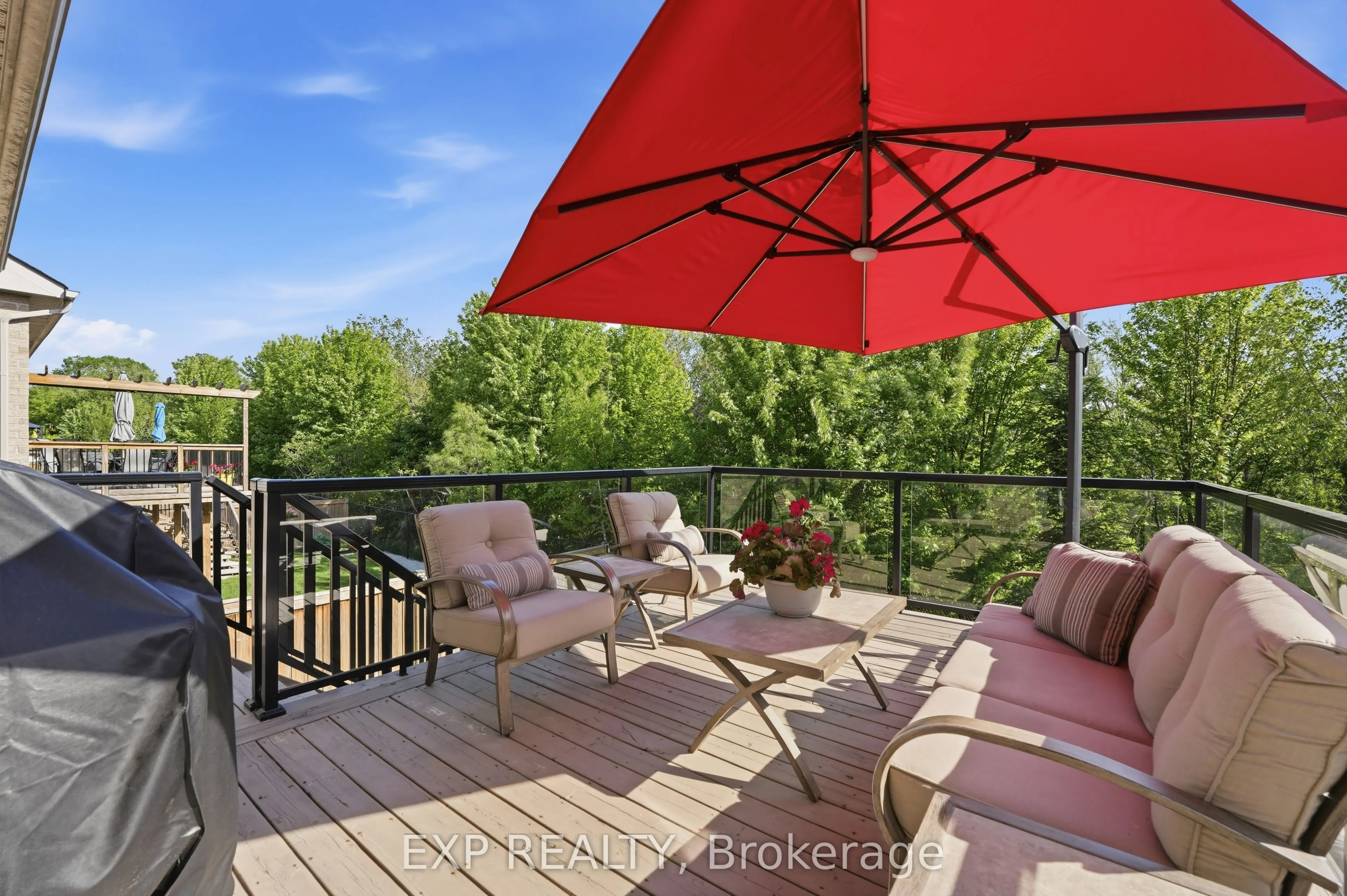 25 Manor Forest Road