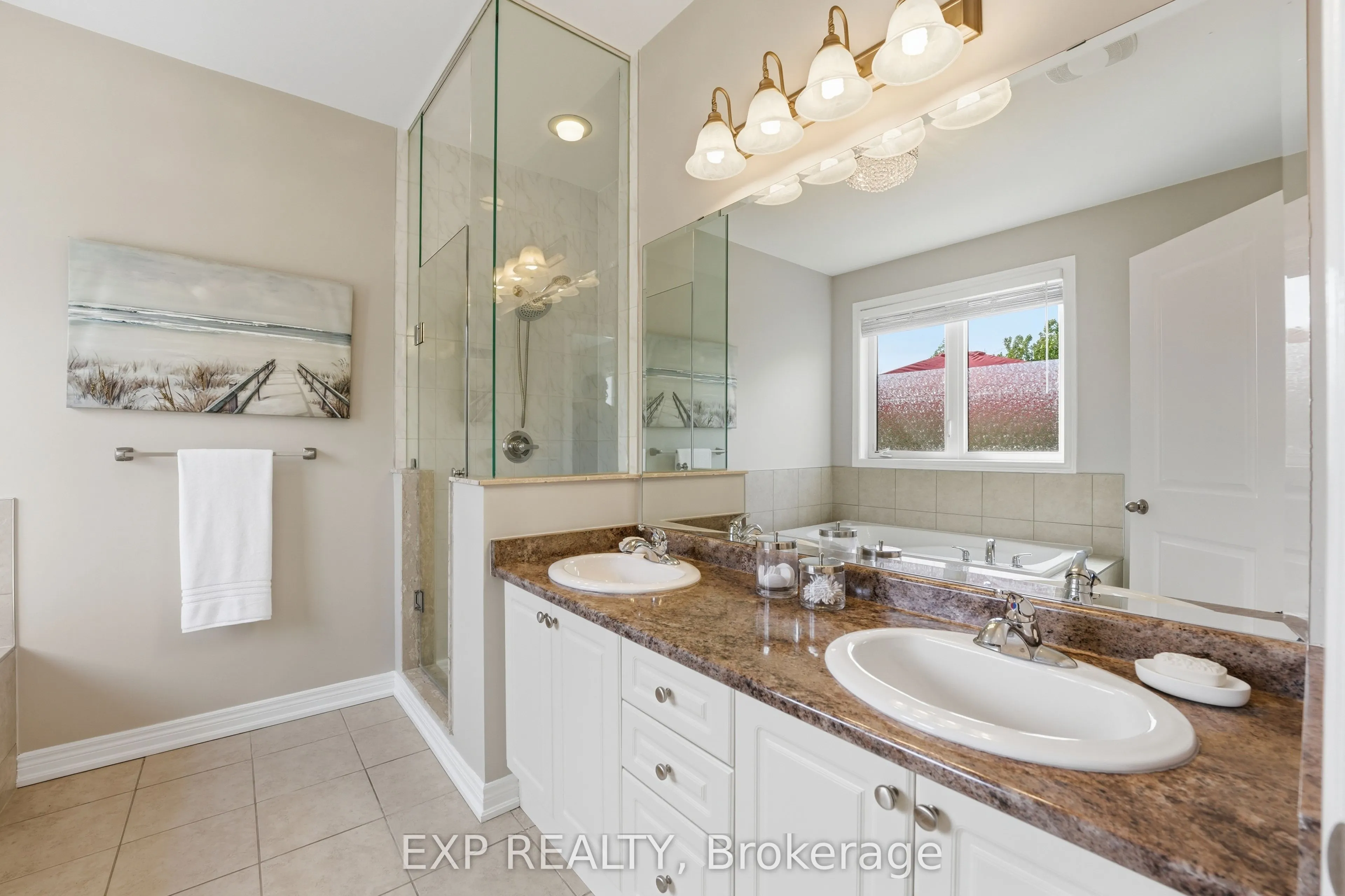 25 Manor Forest Road