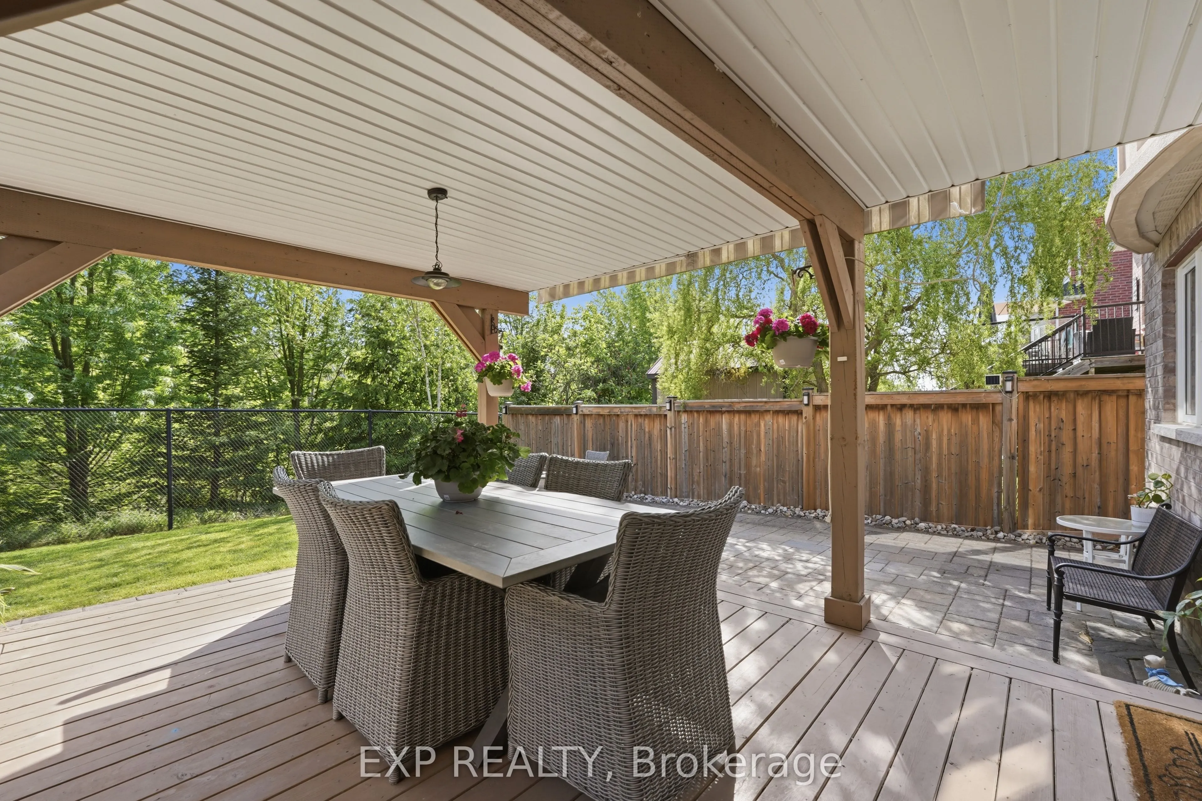 25 Manor Forest Road