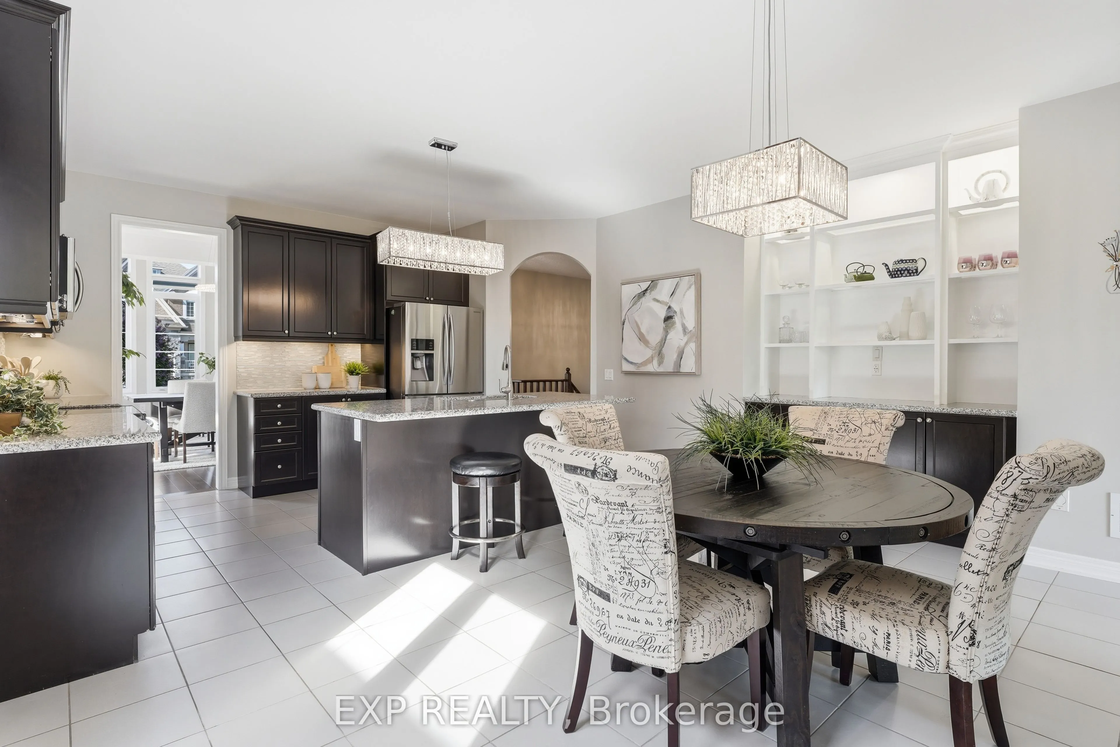 25 Manor Forest Road