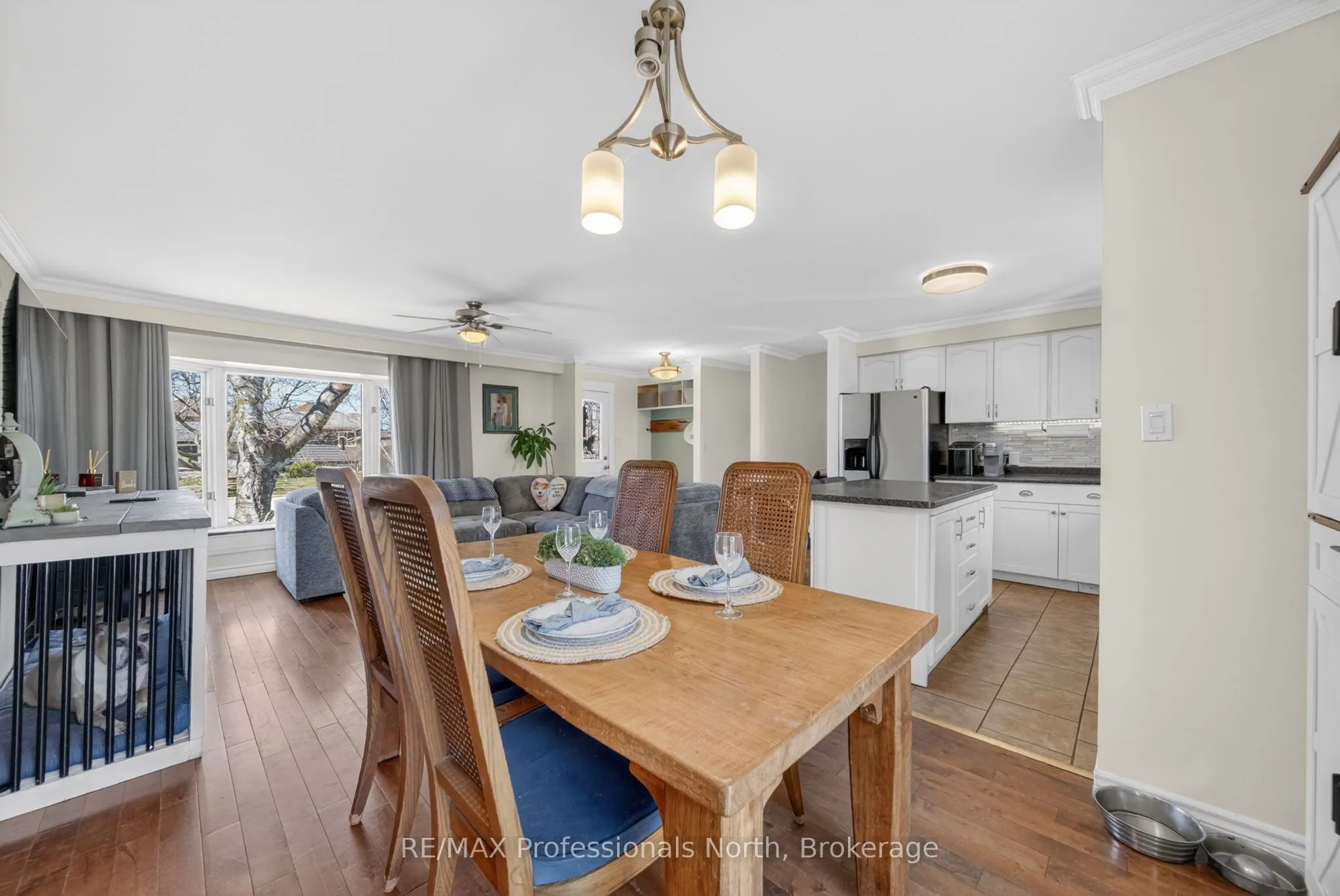 271 Lakeland Crescent