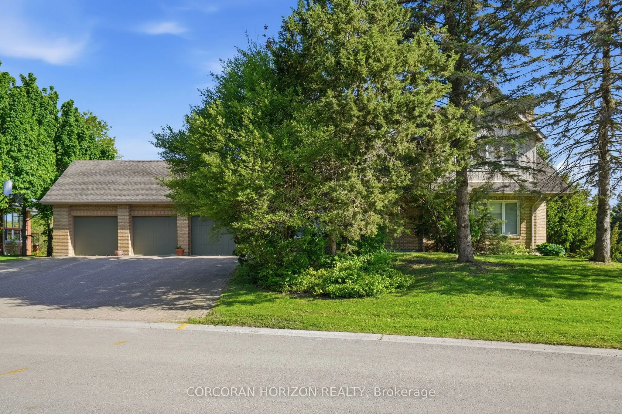 18 Curtis Crescent