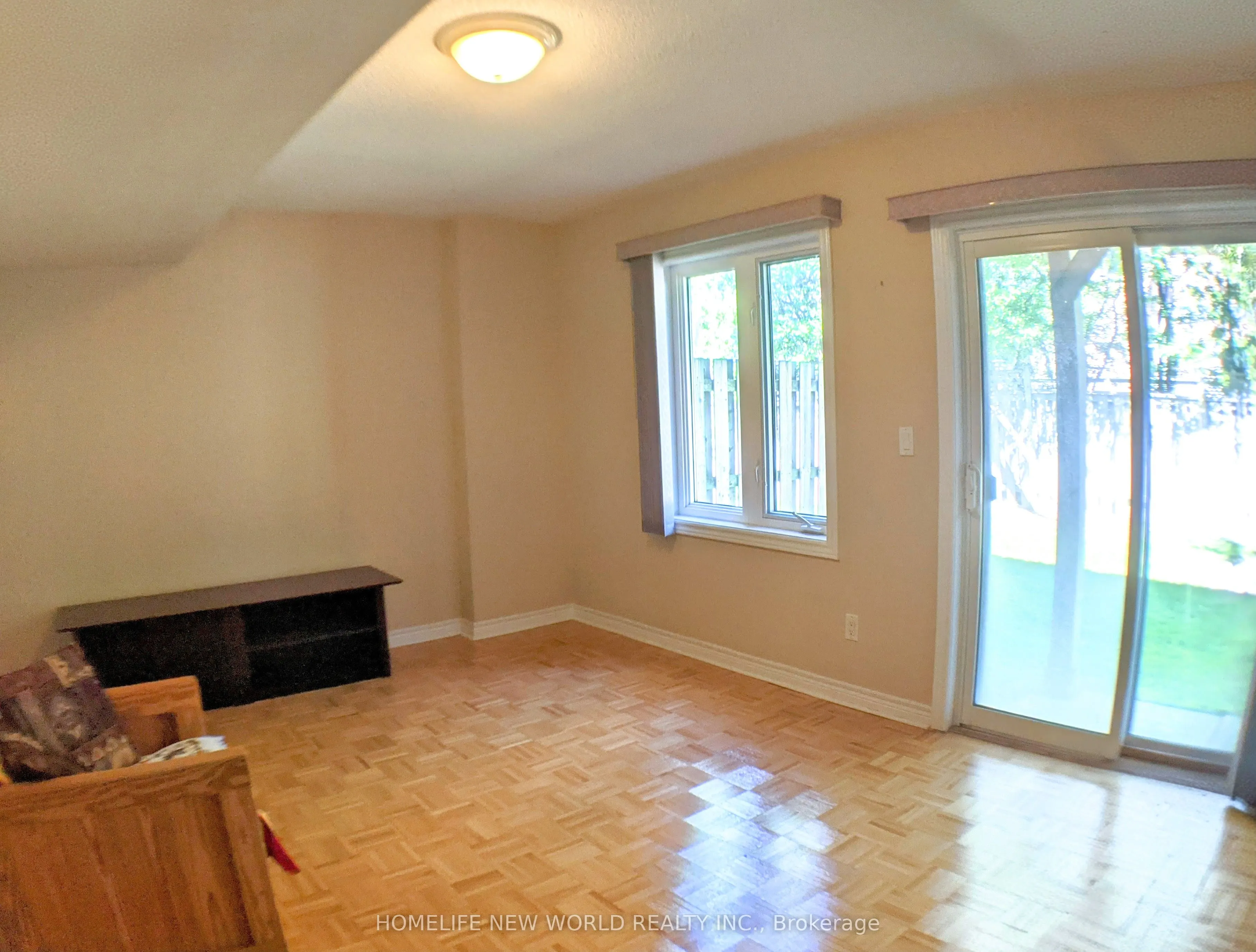 9133 Bayview Avenue #38