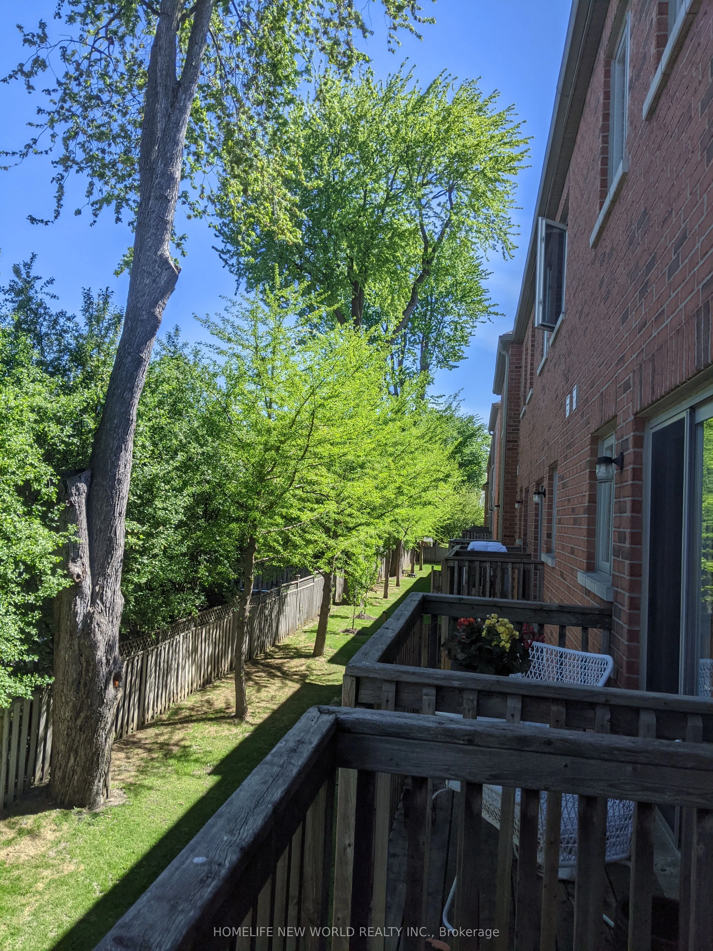 9133 Bayview Avenue #38
