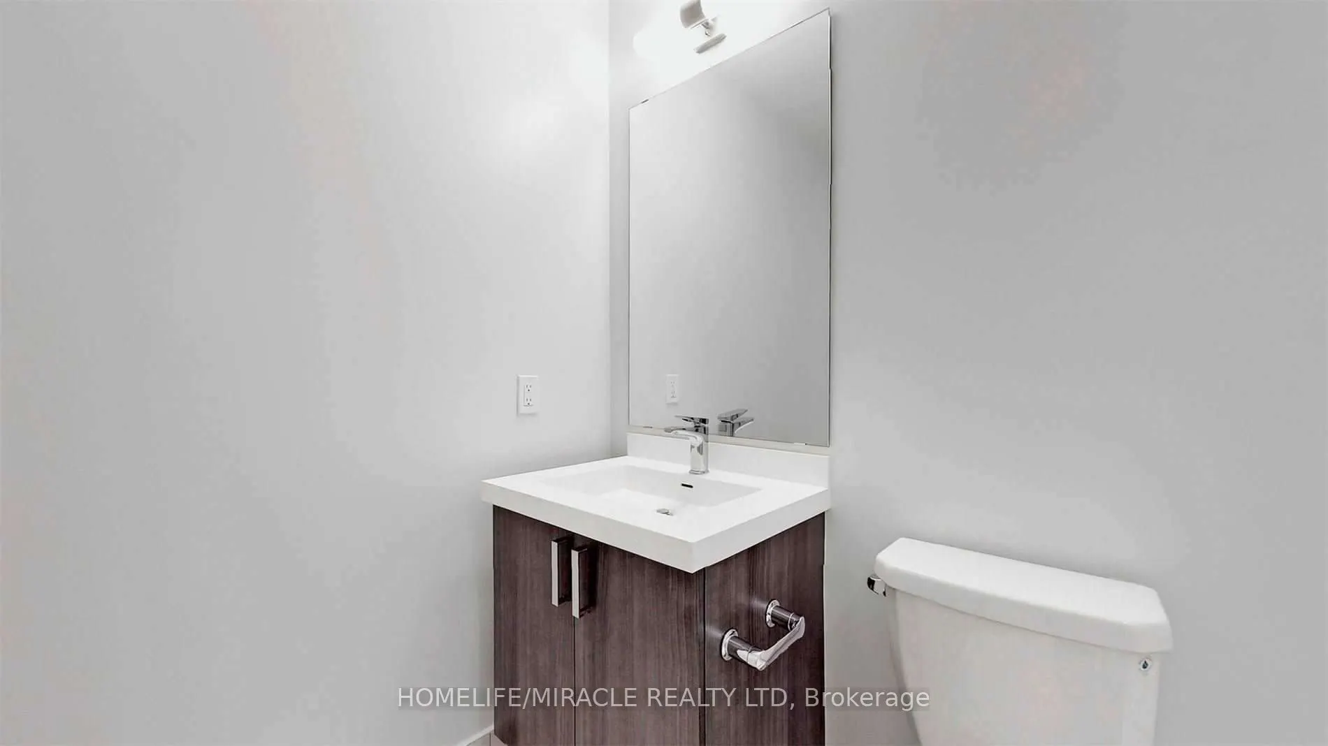 7895 Jane Street #2914