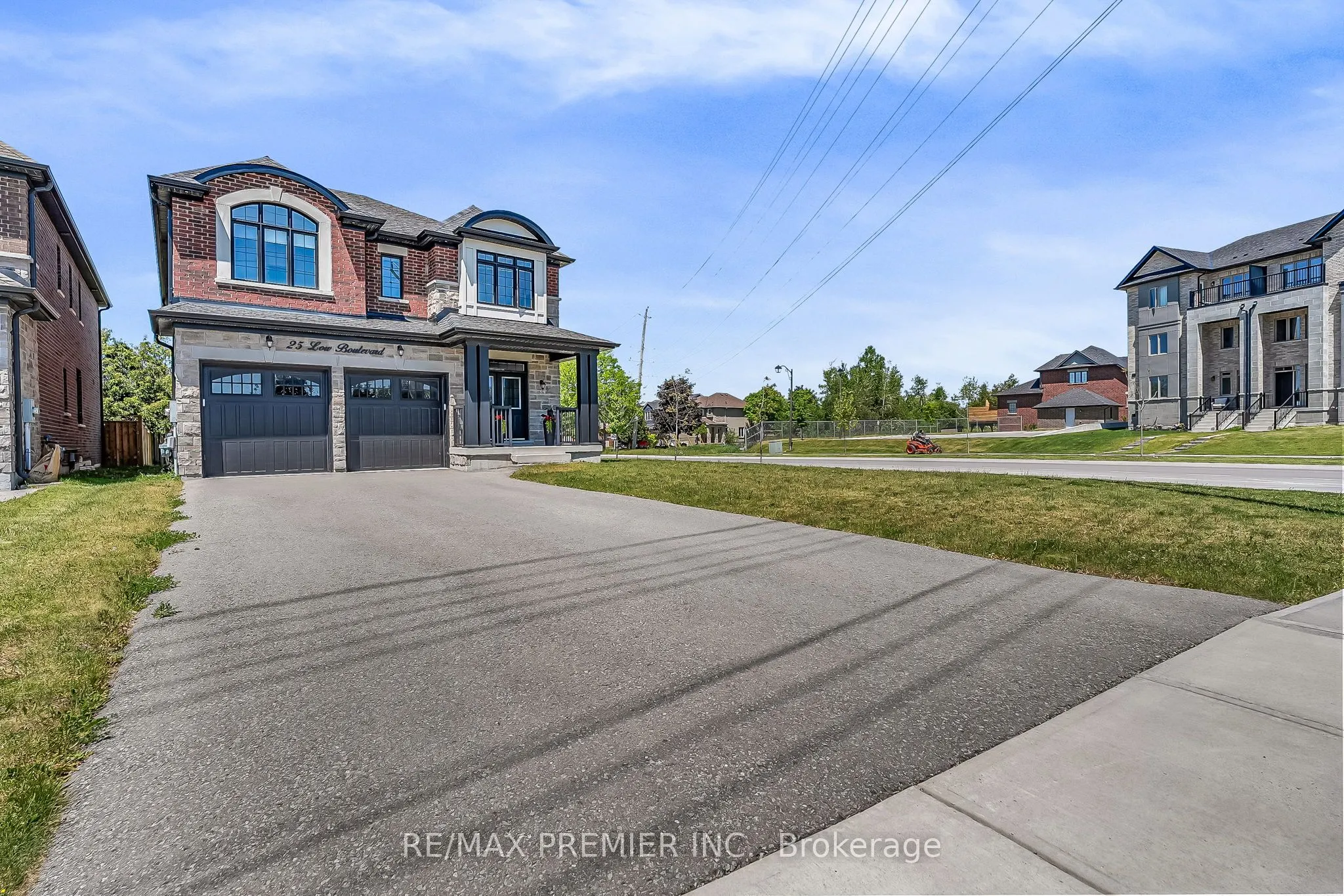 25 Low Boulevard