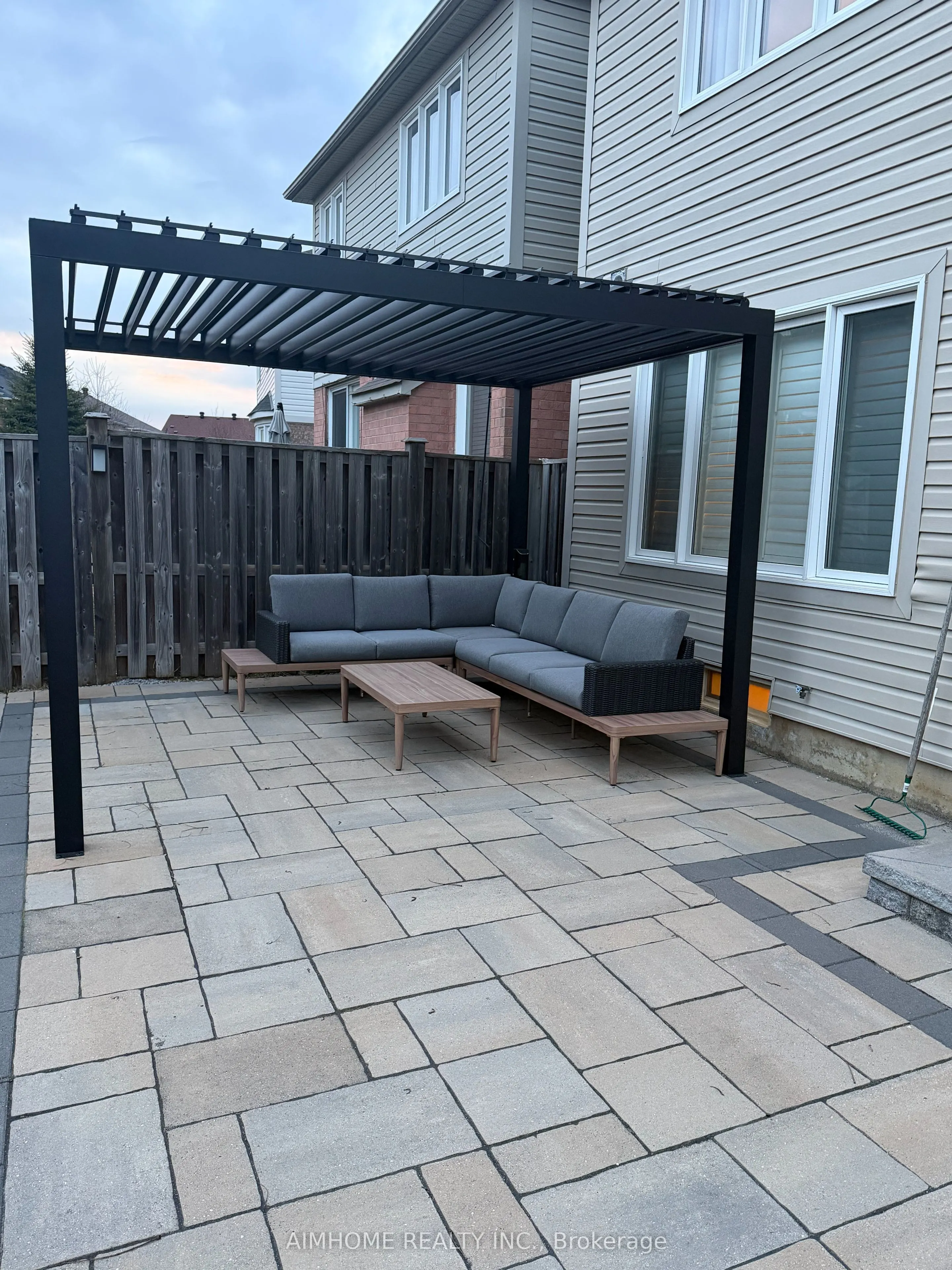 49 Fred Silvester Road