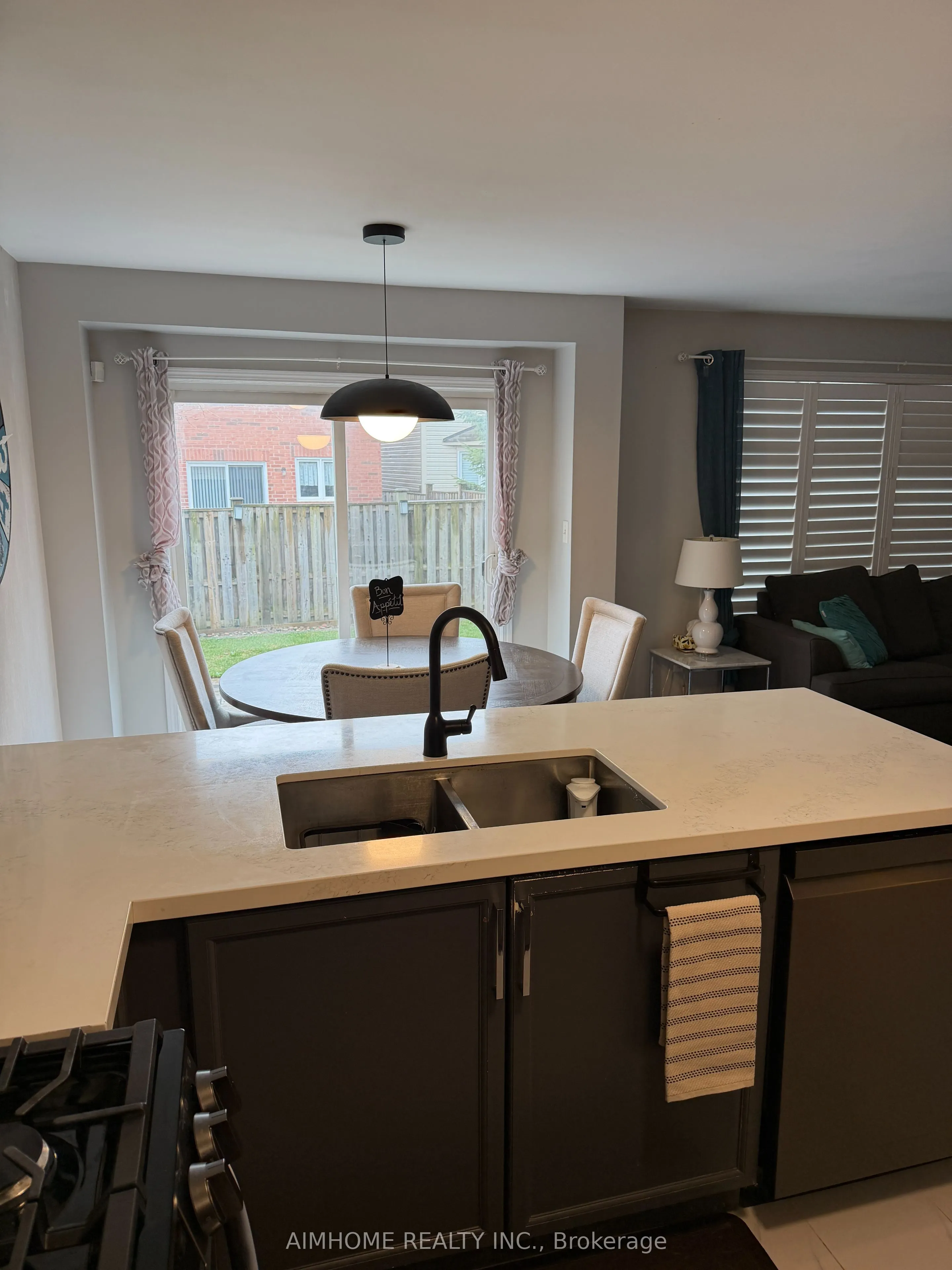 49 Fred Silvester Road
