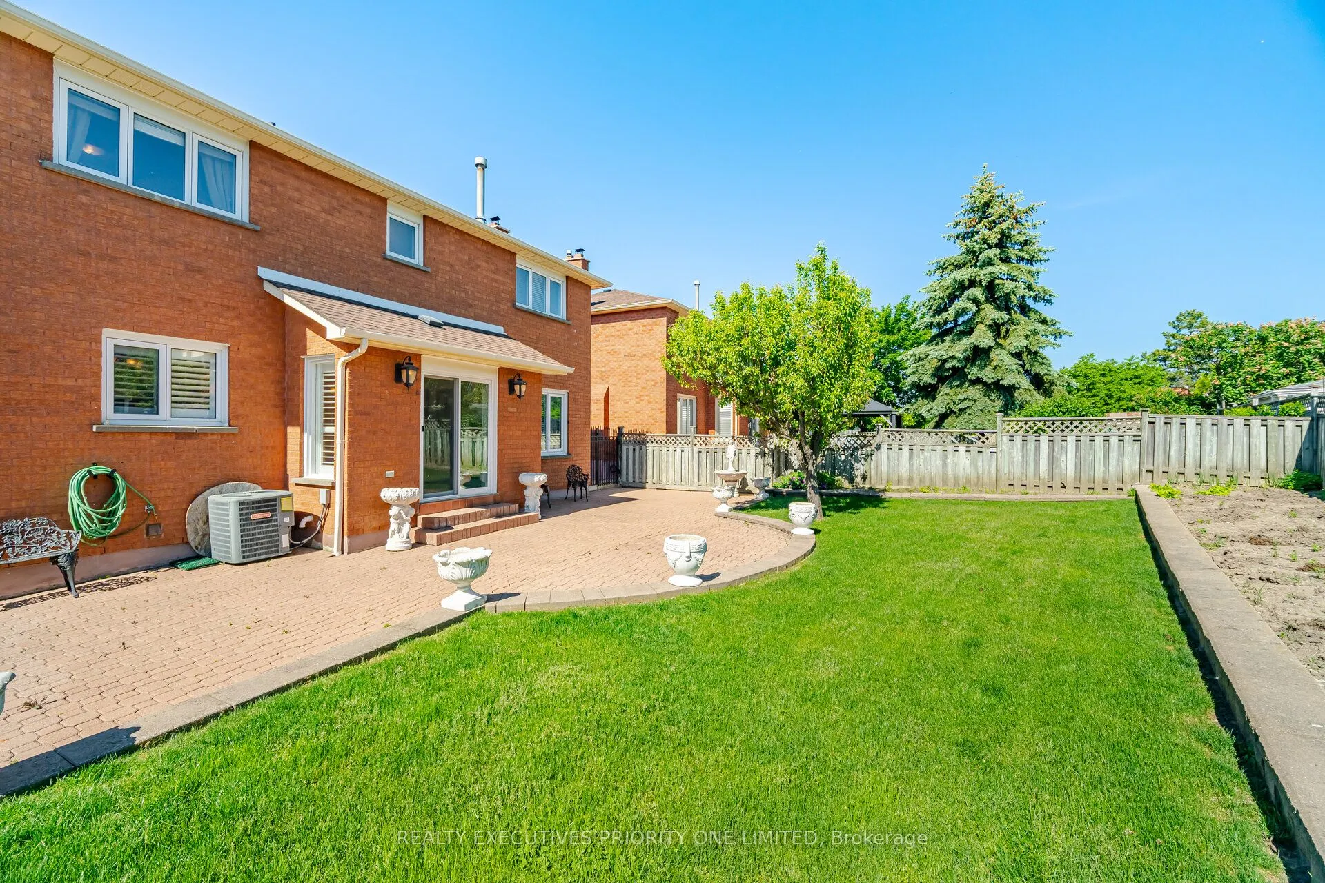 139 Jade Crescent