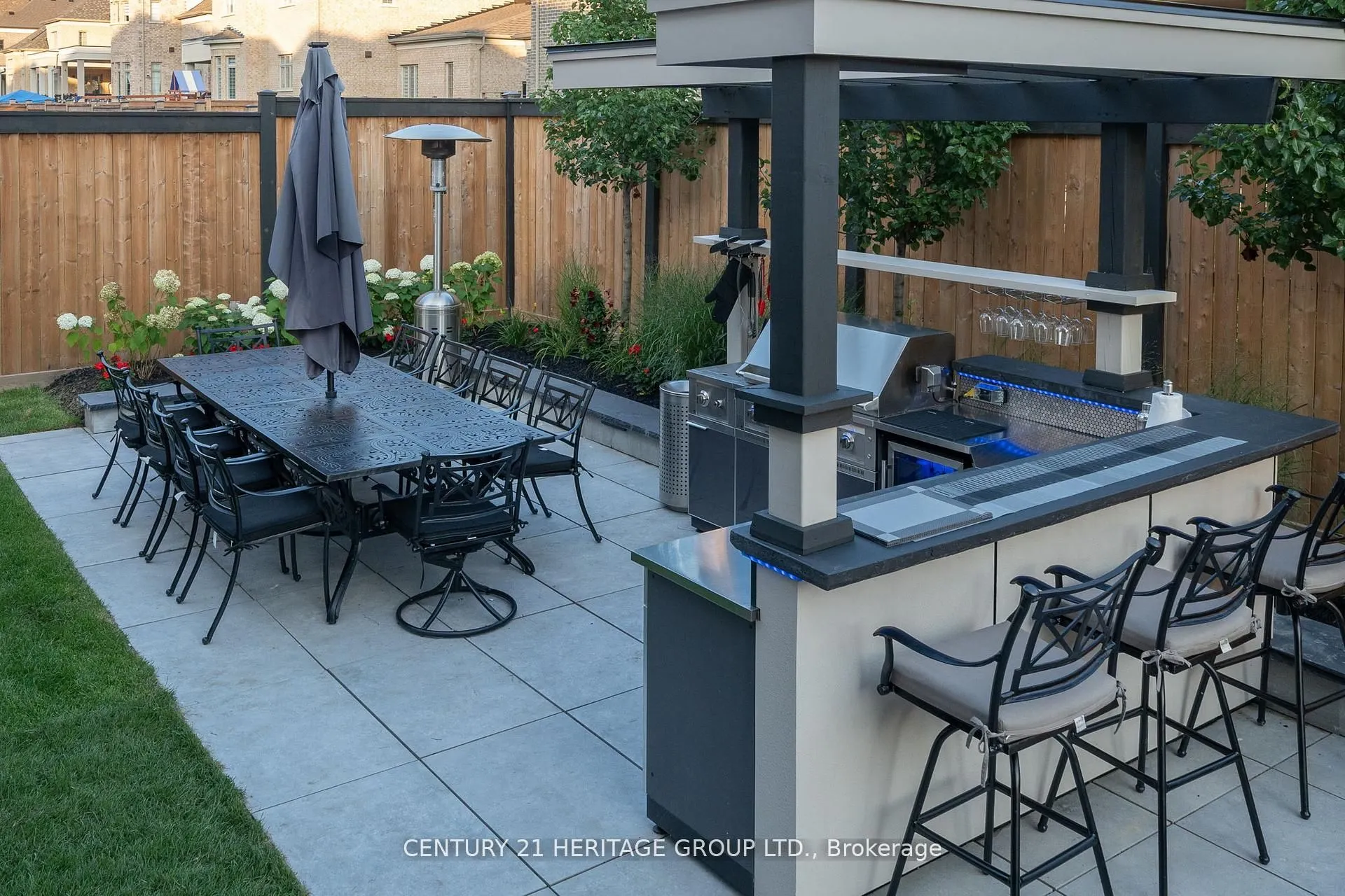 43 Sir Henry Court