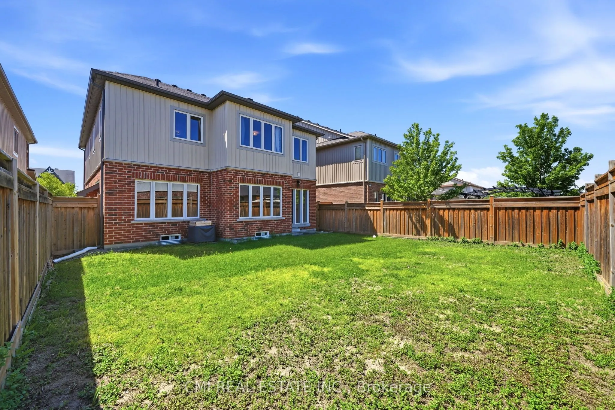 144 Gold Park Gate