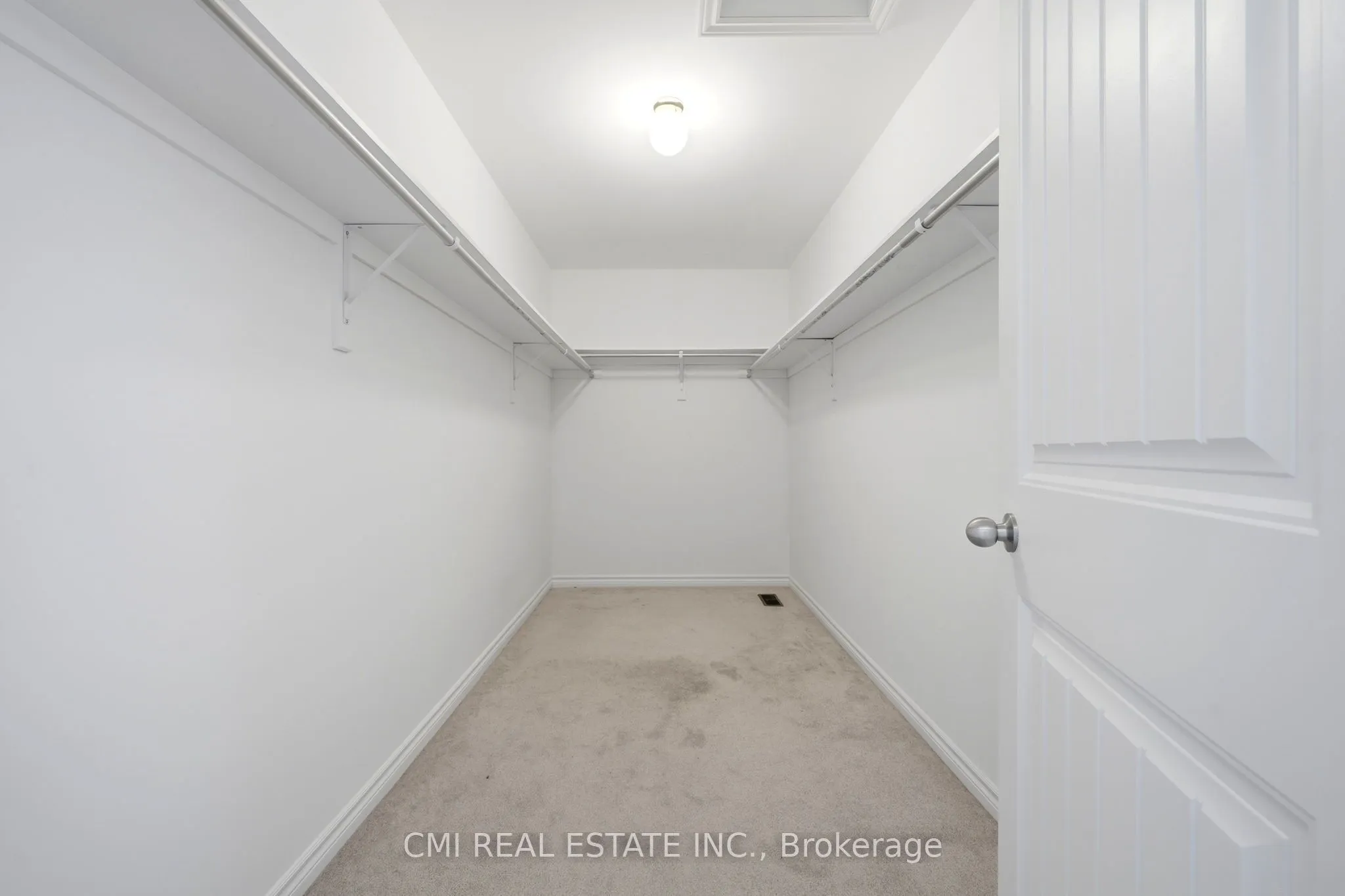 144 Gold Park Gate