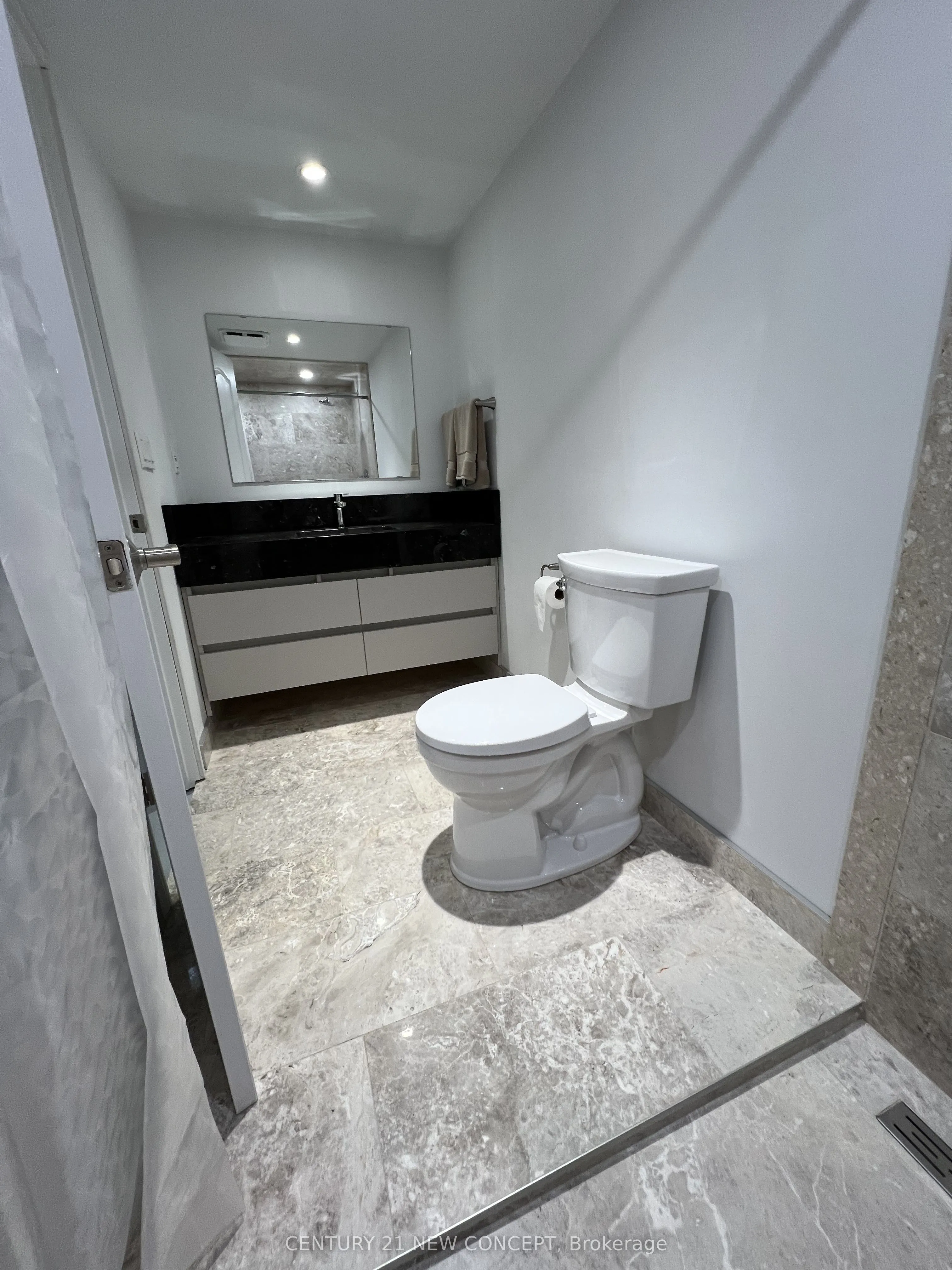20430 Bathurst Street