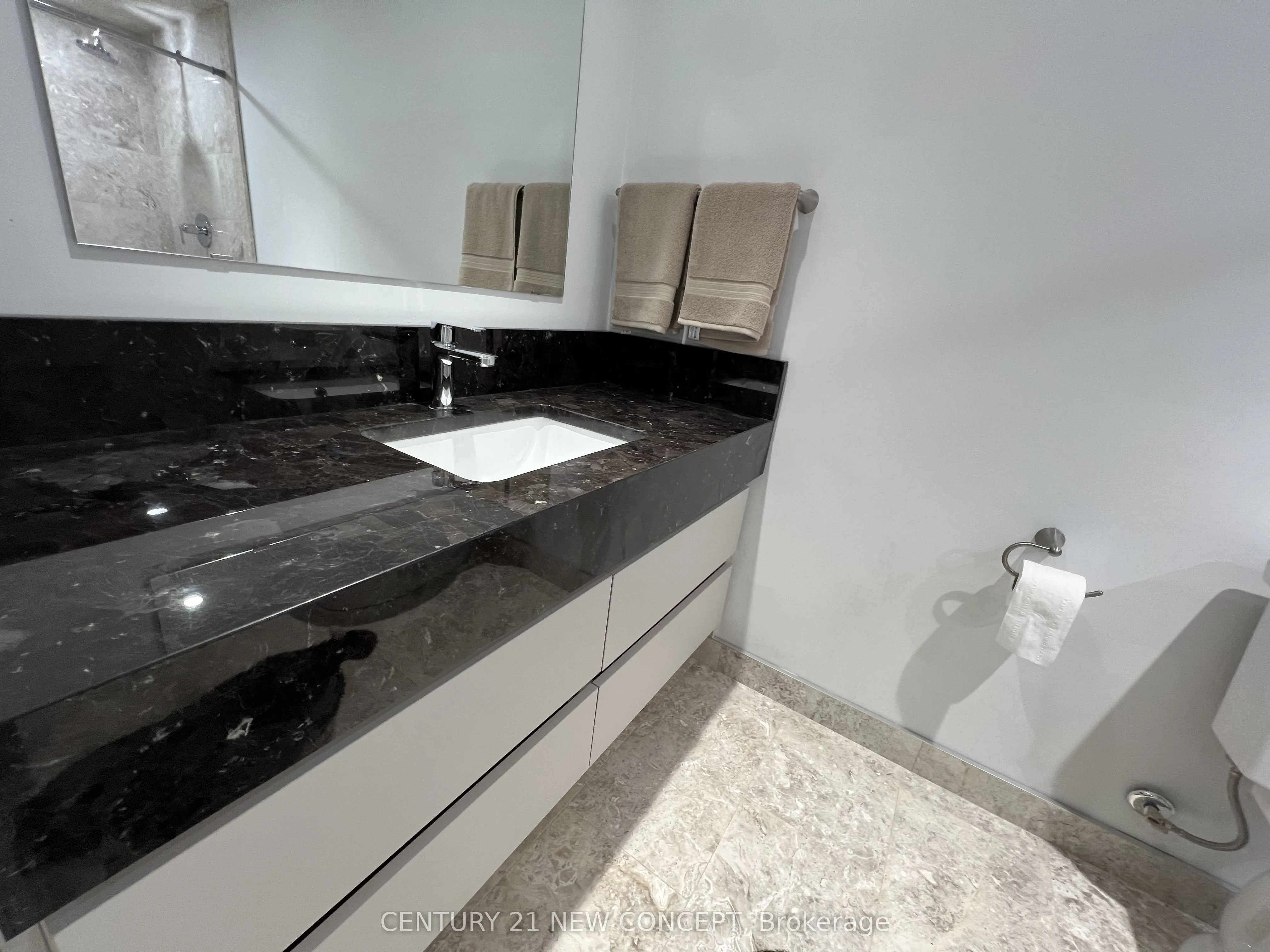 20430 Bathurst Street