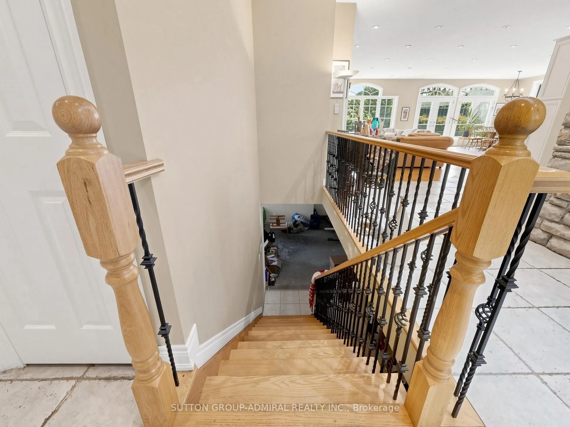 3 Raymond Drive