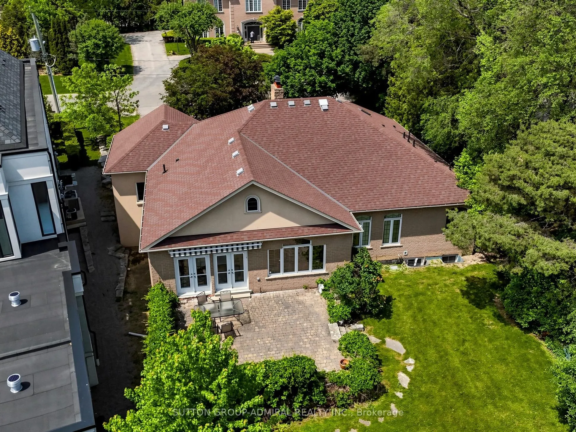 3 Raymond Drive