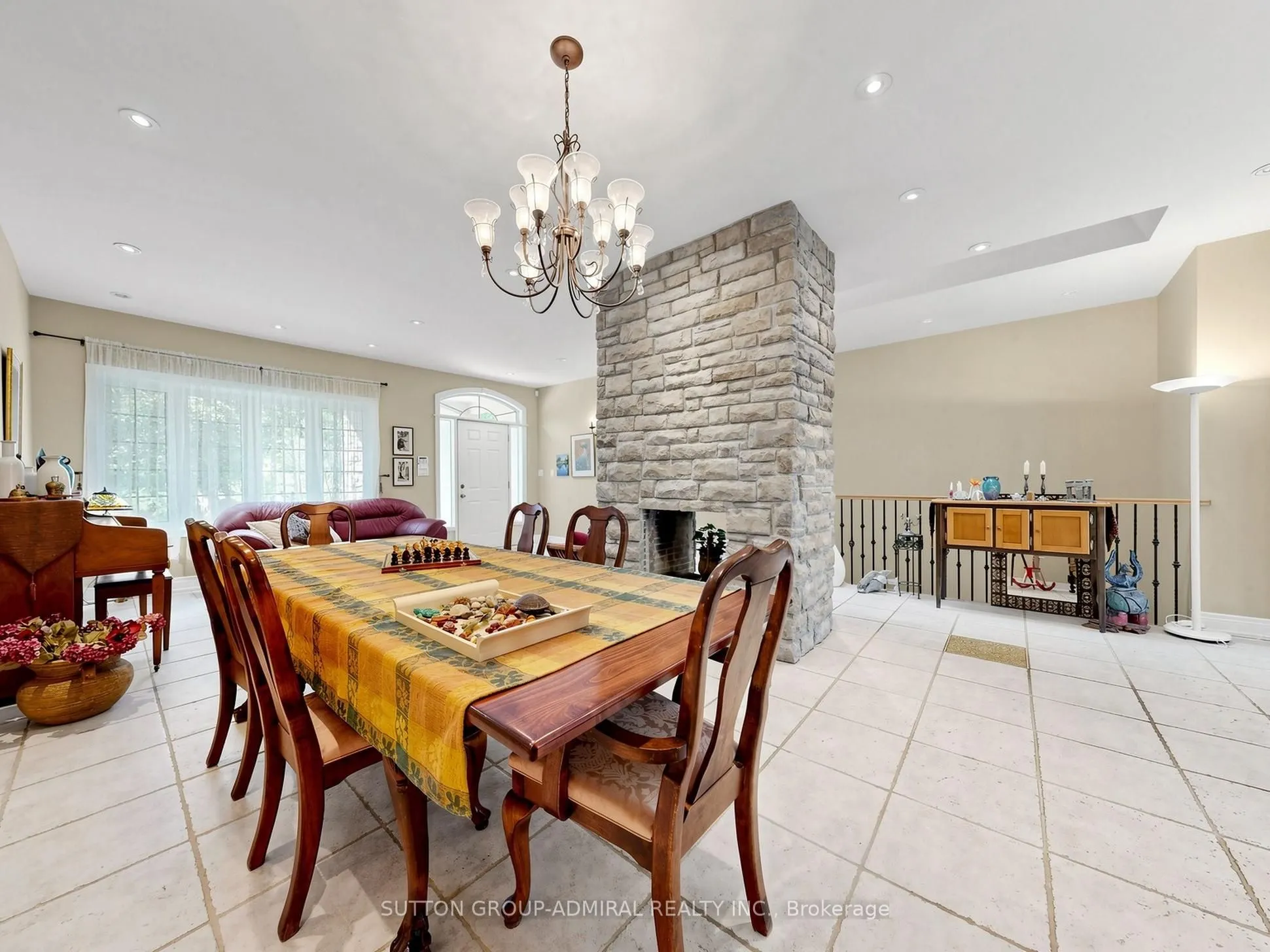 3 Raymond Drive