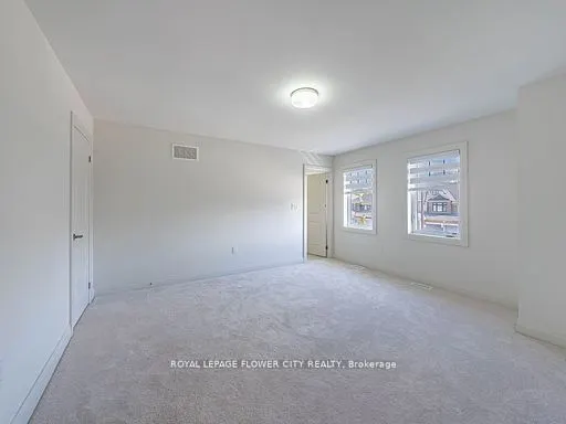 26 Hummingbird Grove
