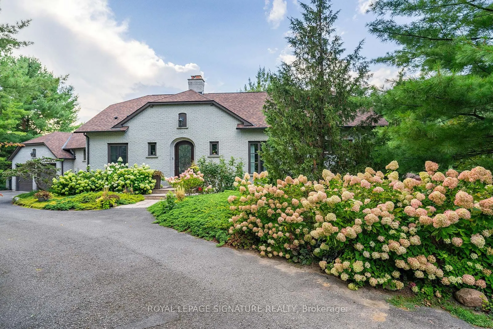 30 Kingswood Drive