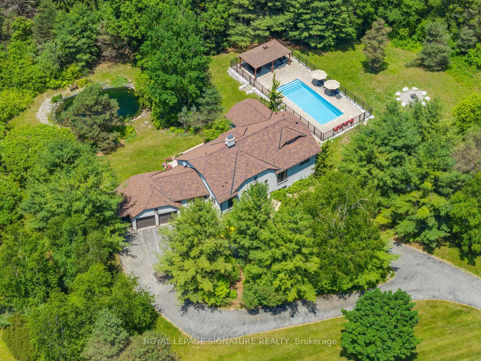 30 Kingswood Drive
