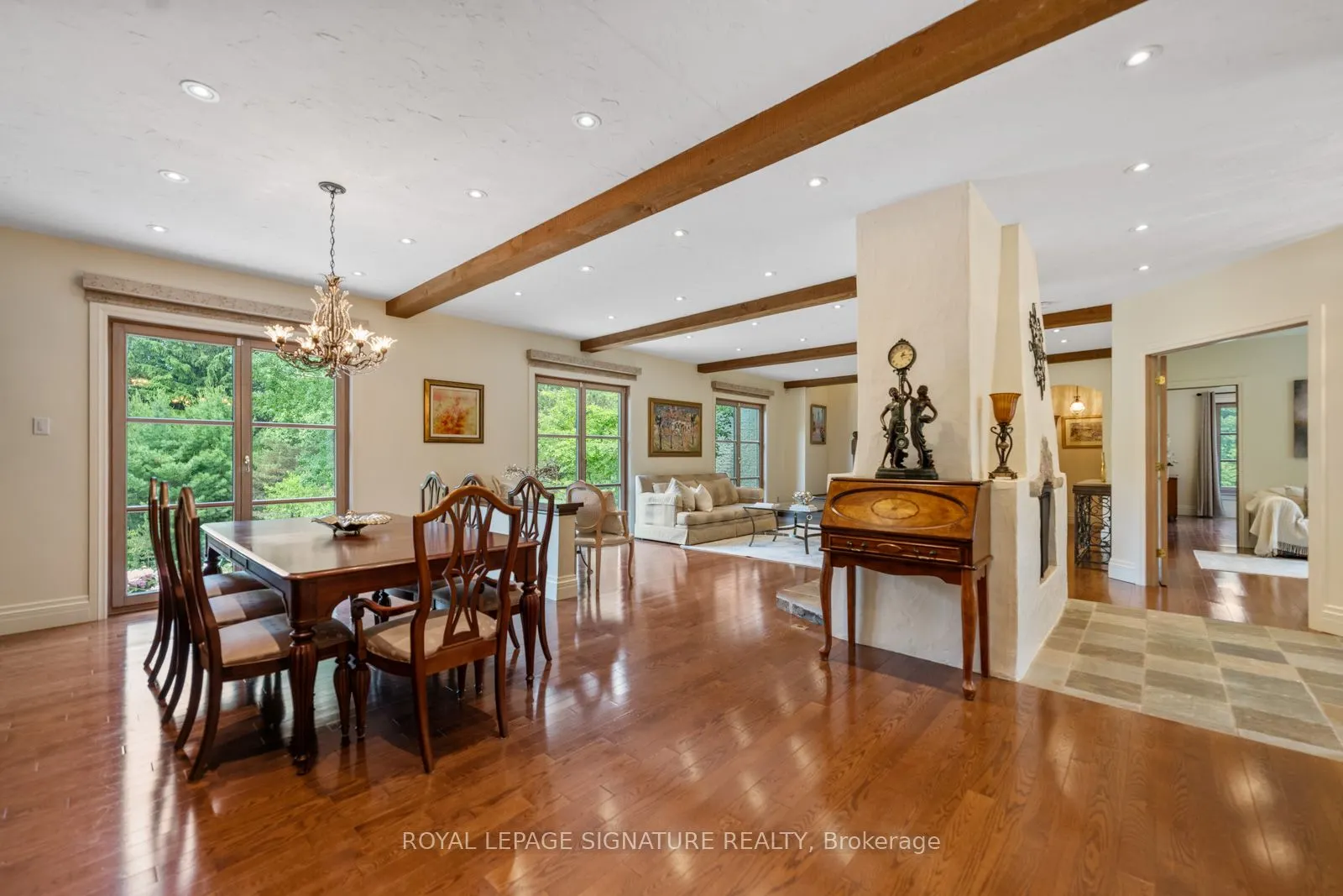 30 Kingswood Drive
