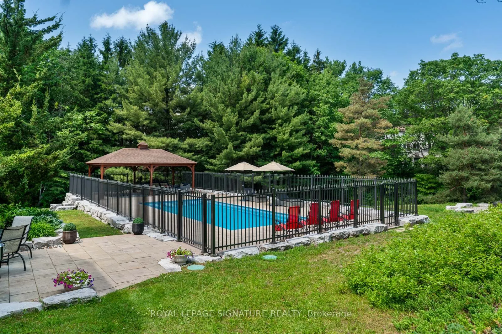 30 Kingswood Drive