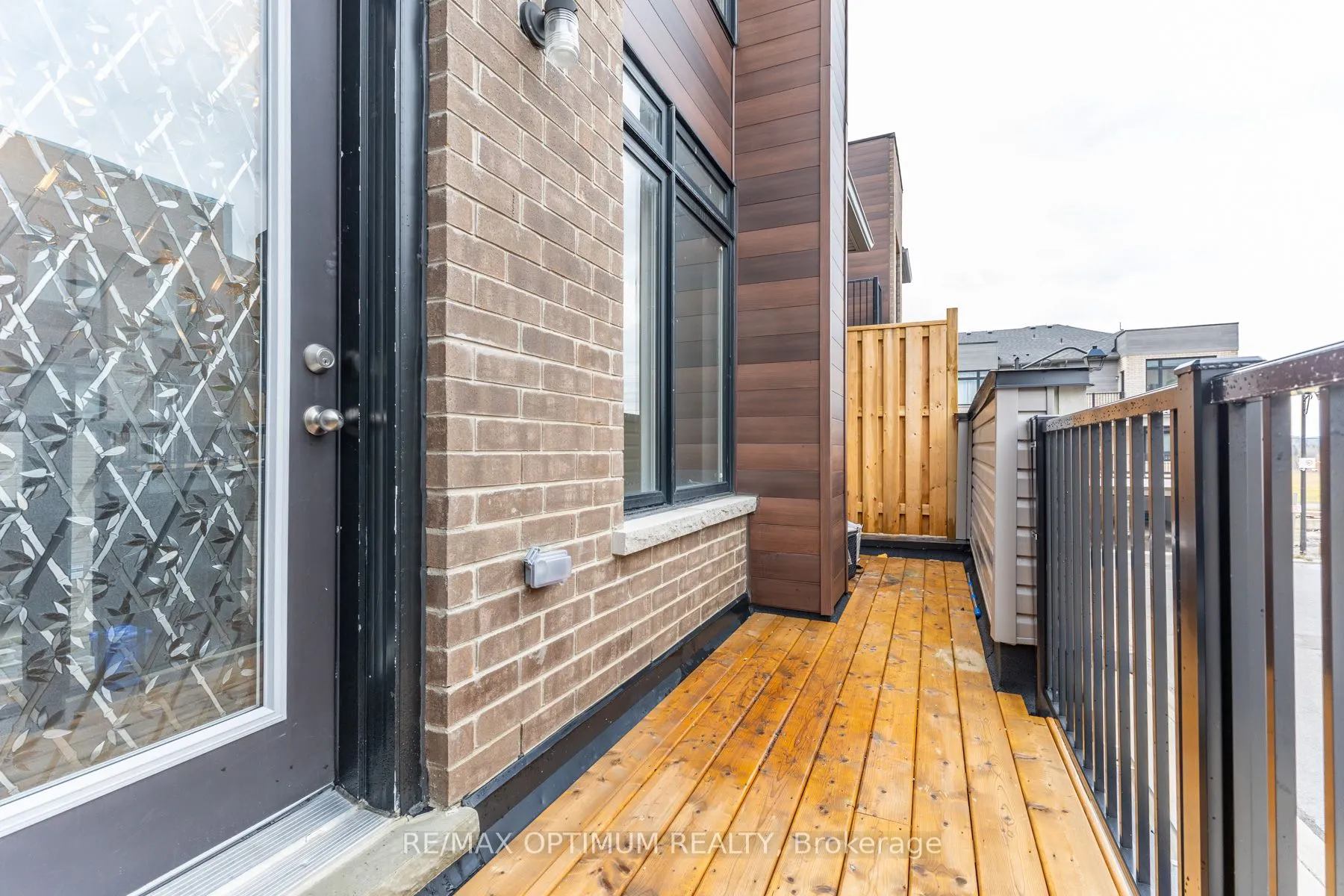 15 Gunton Street