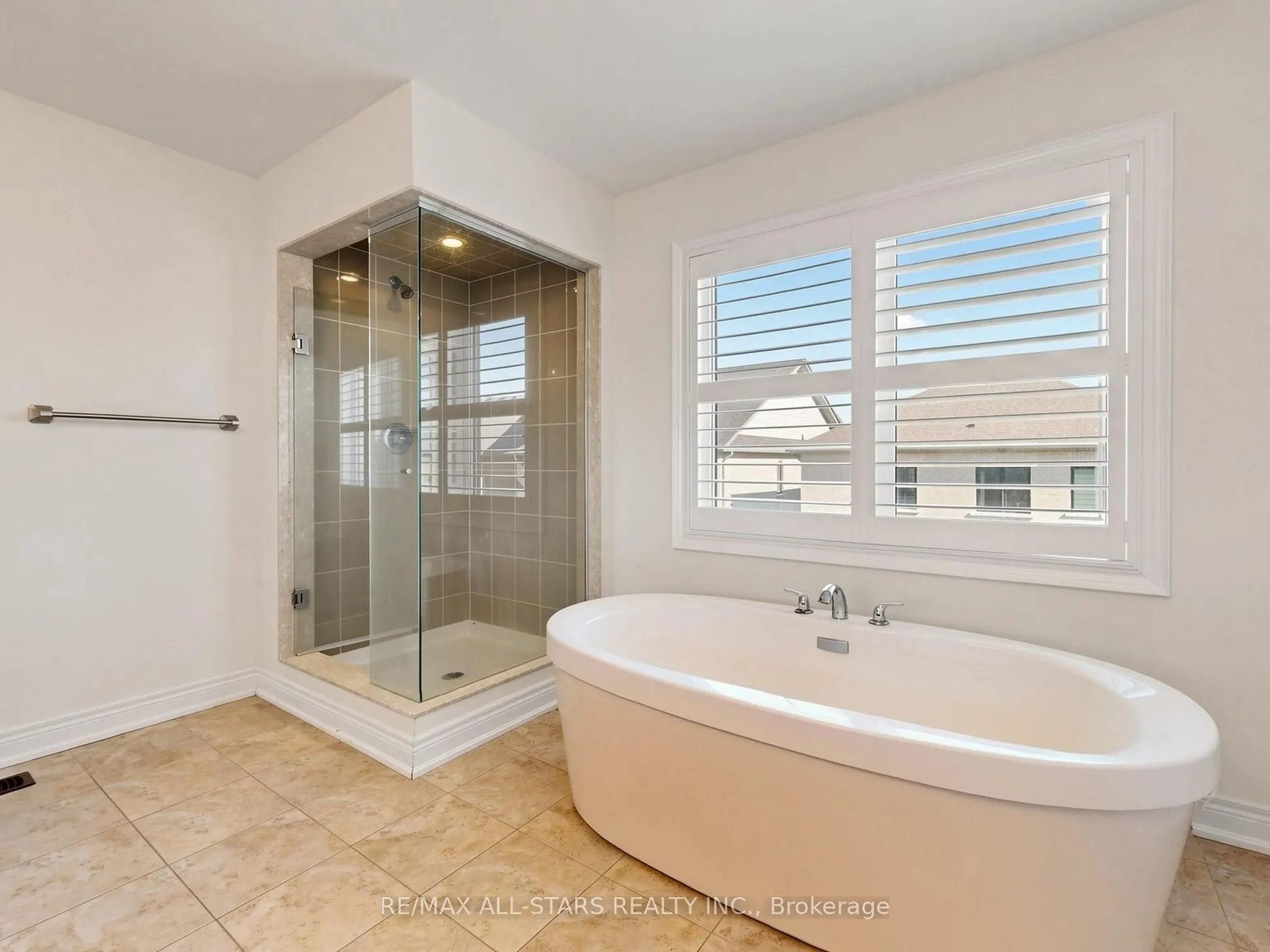 29 Mondial Crescent