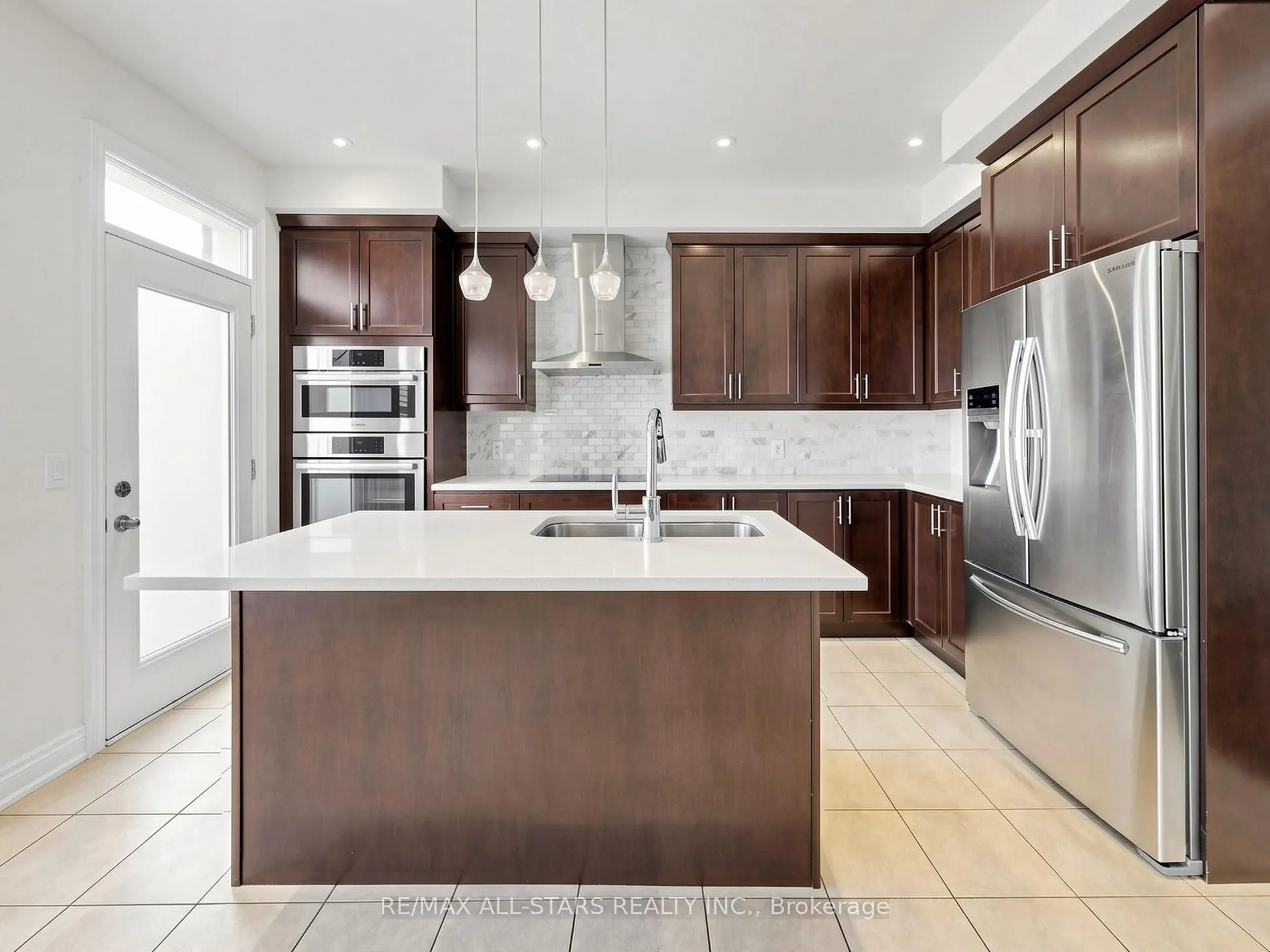 29 Mondial Crescent