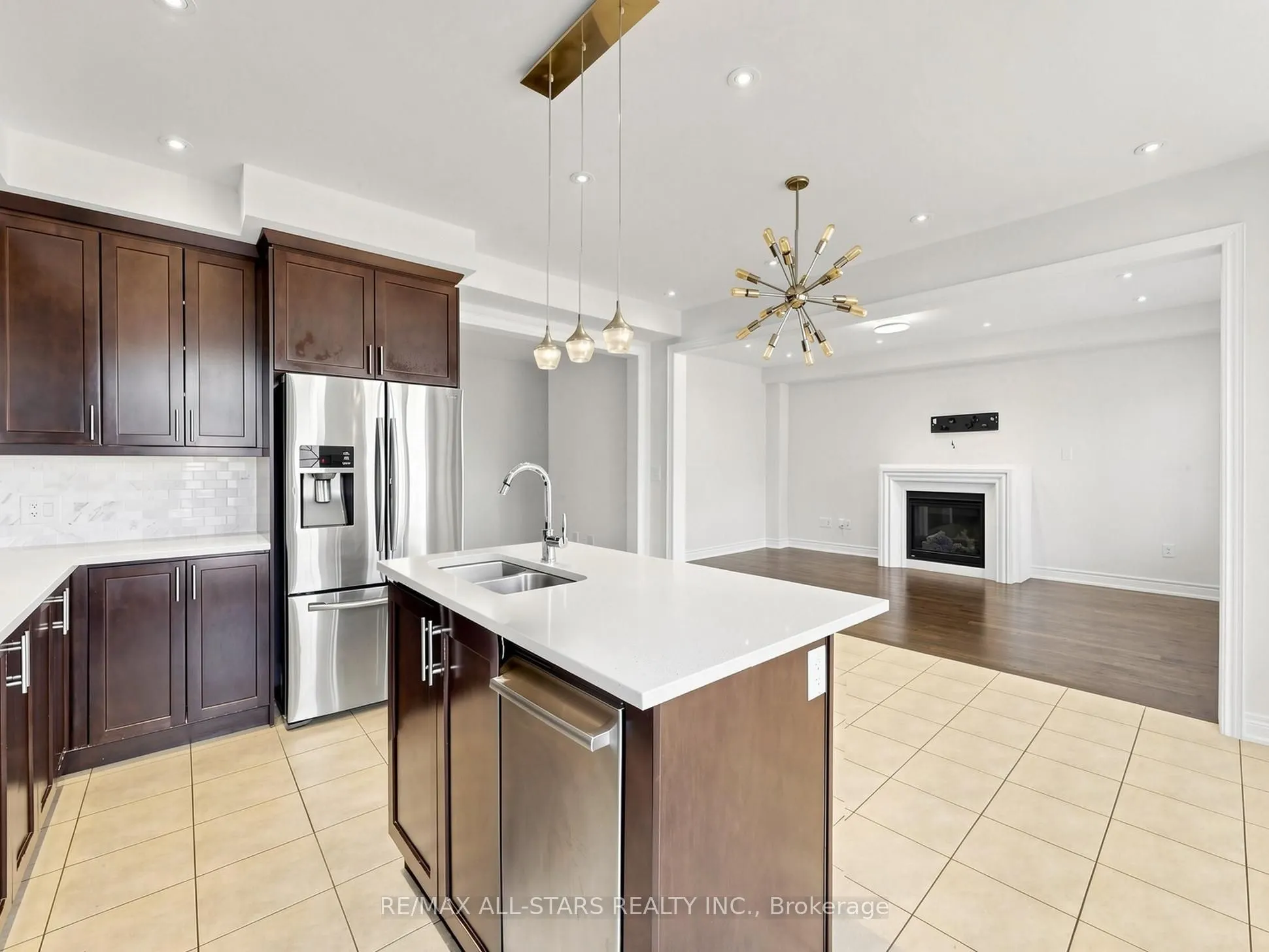 29 Mondial Crescent