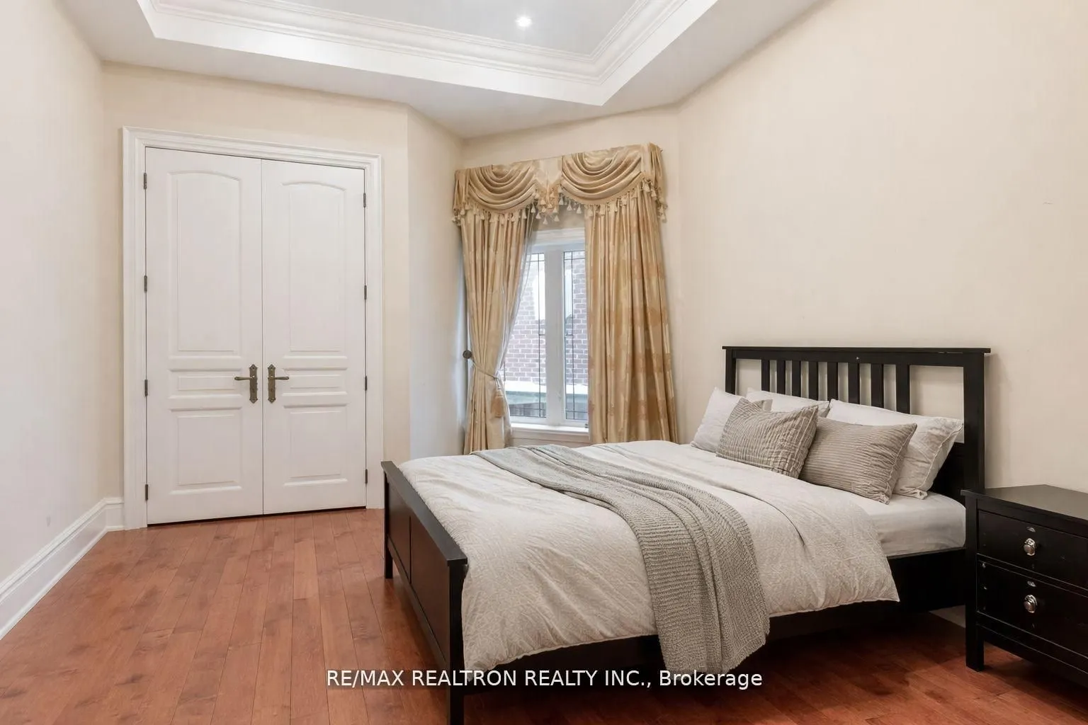 5 Long Hill Drive
