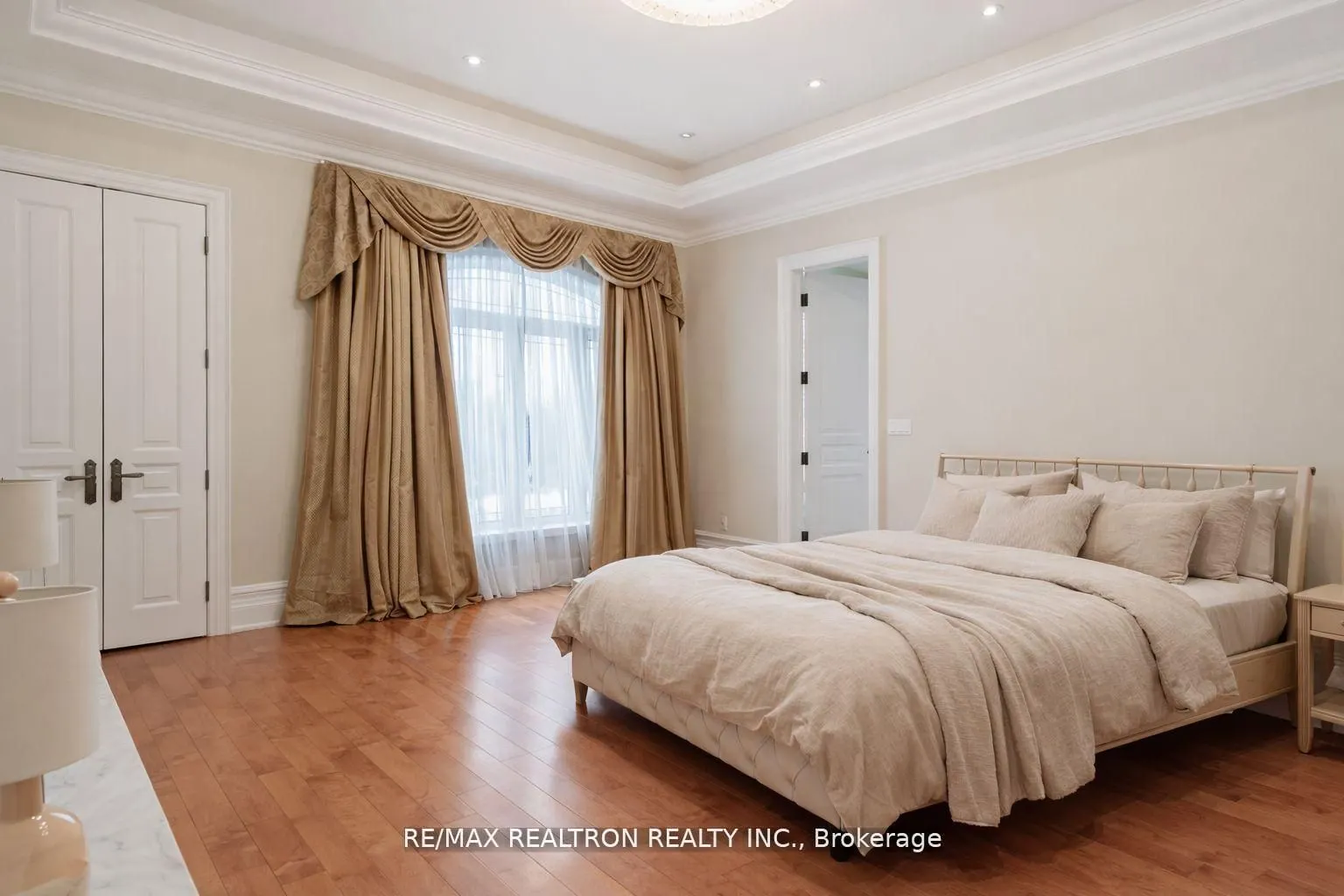5 Long Hill Drive