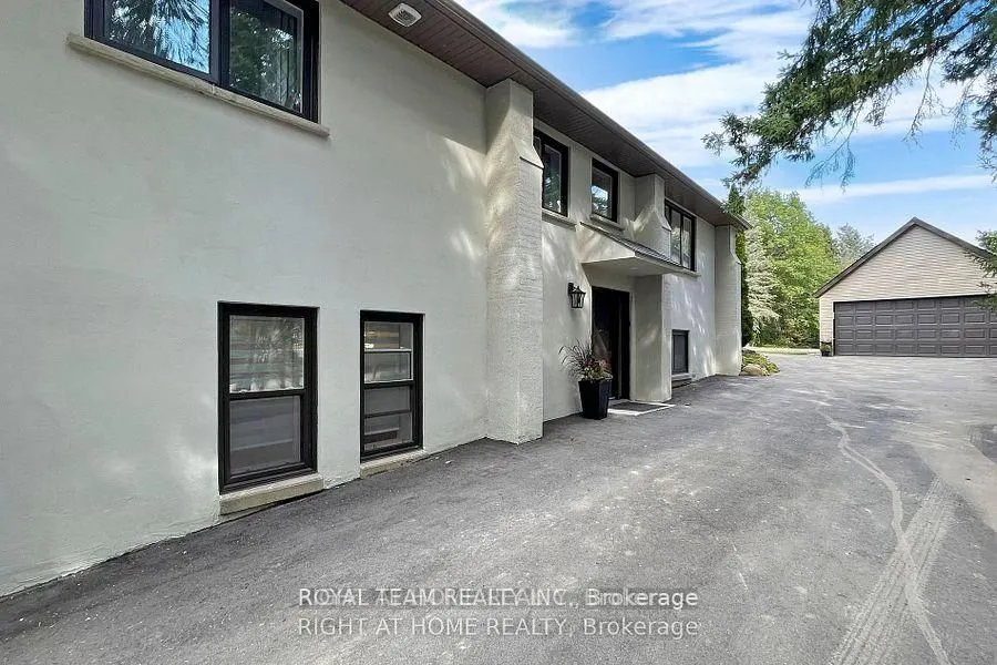 15 Old Church Road