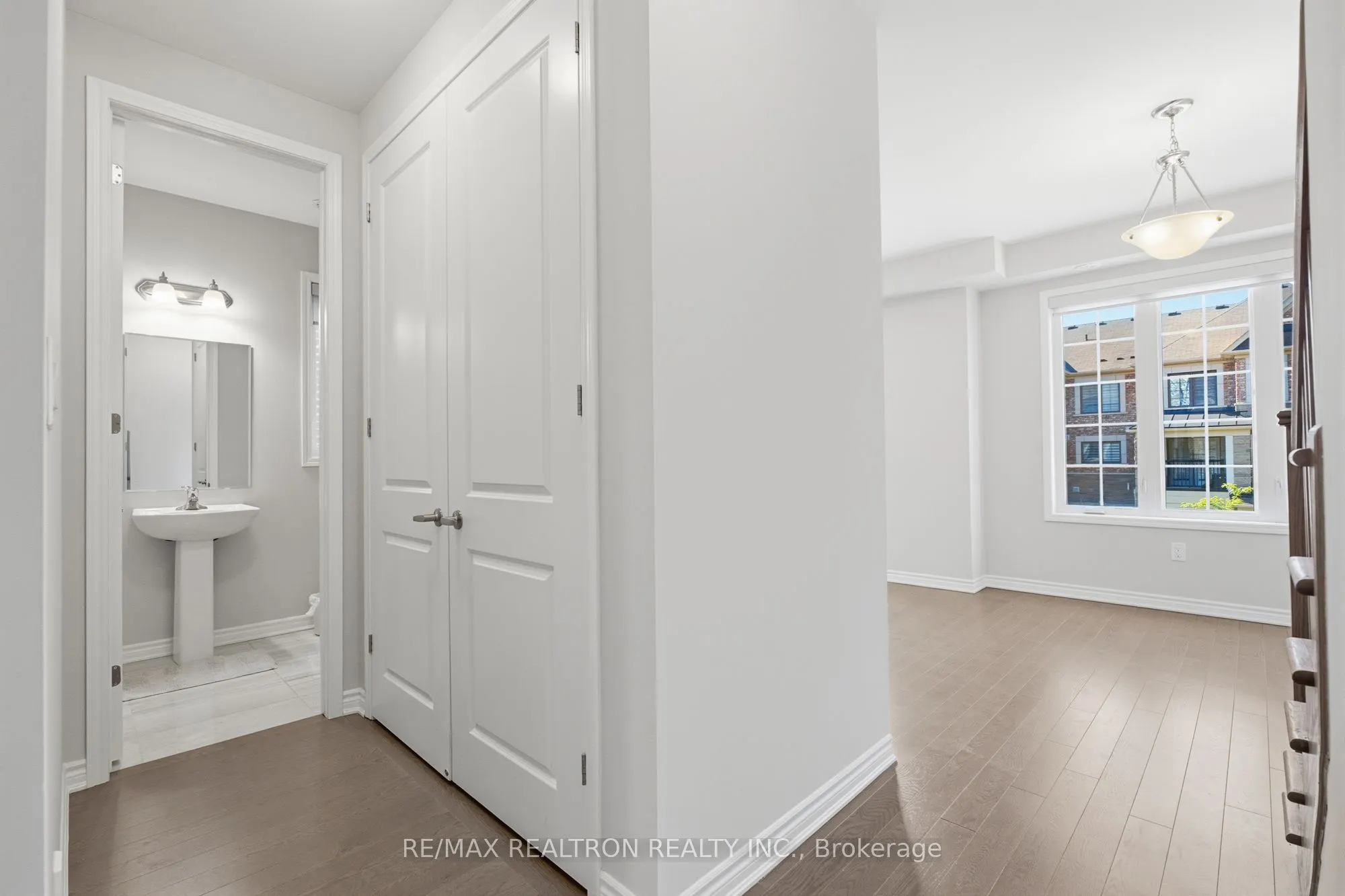 77 Casely Avenue