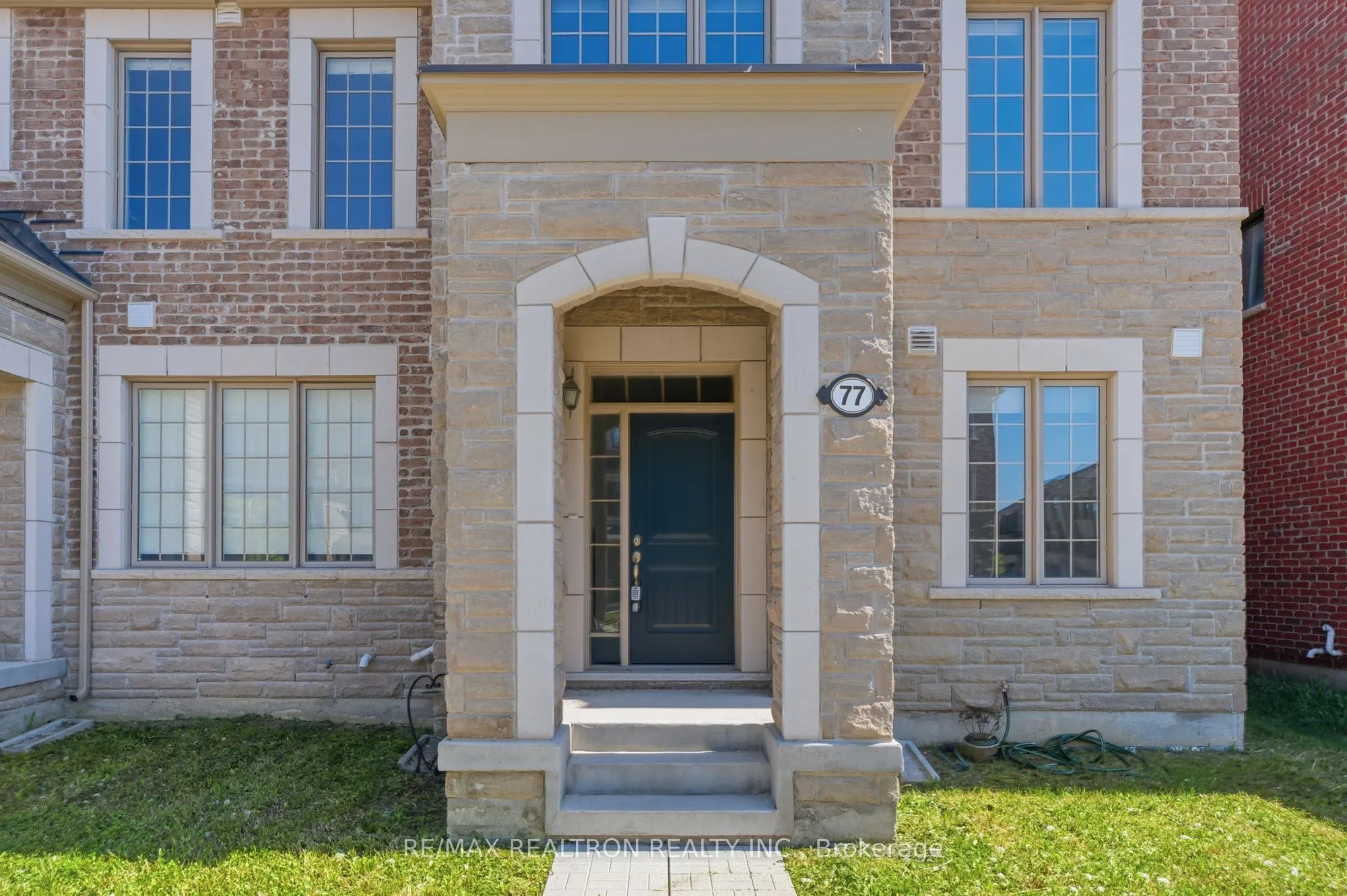77 Casely Avenue