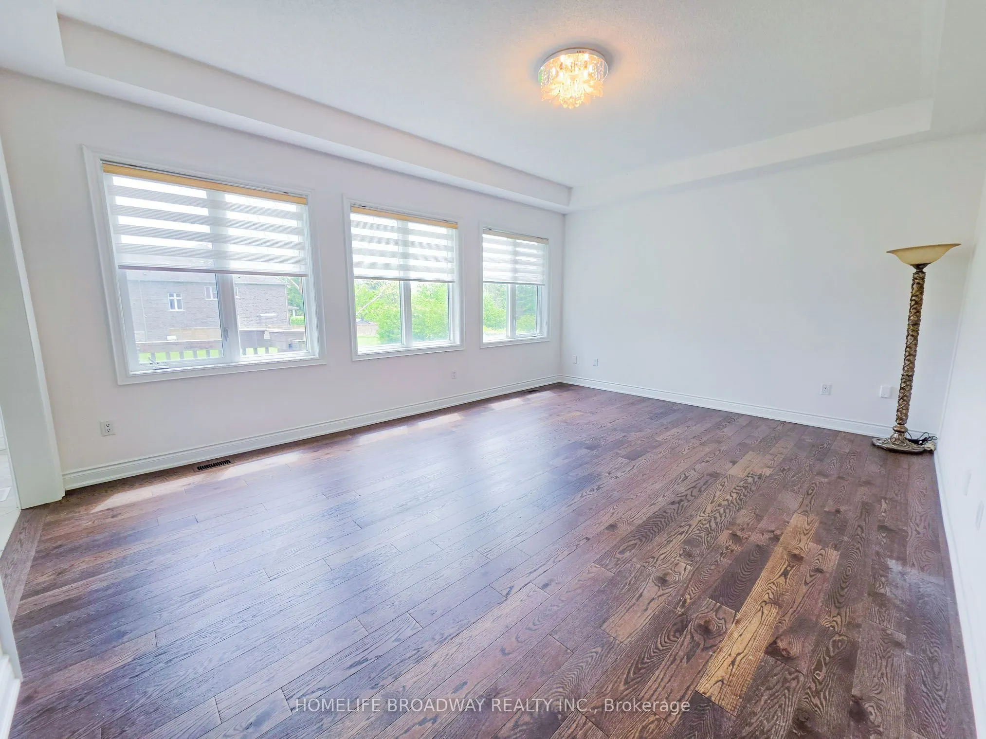 525 Elgin Mills Road W