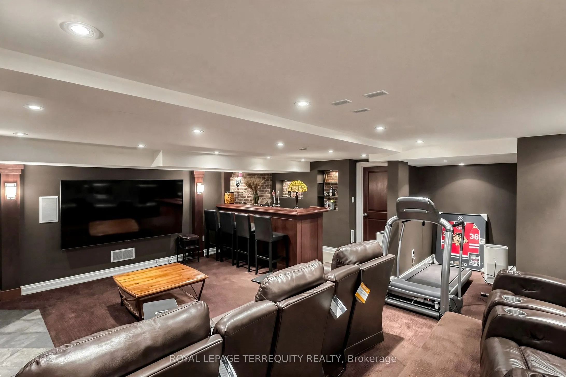 17 Jeremy Drive