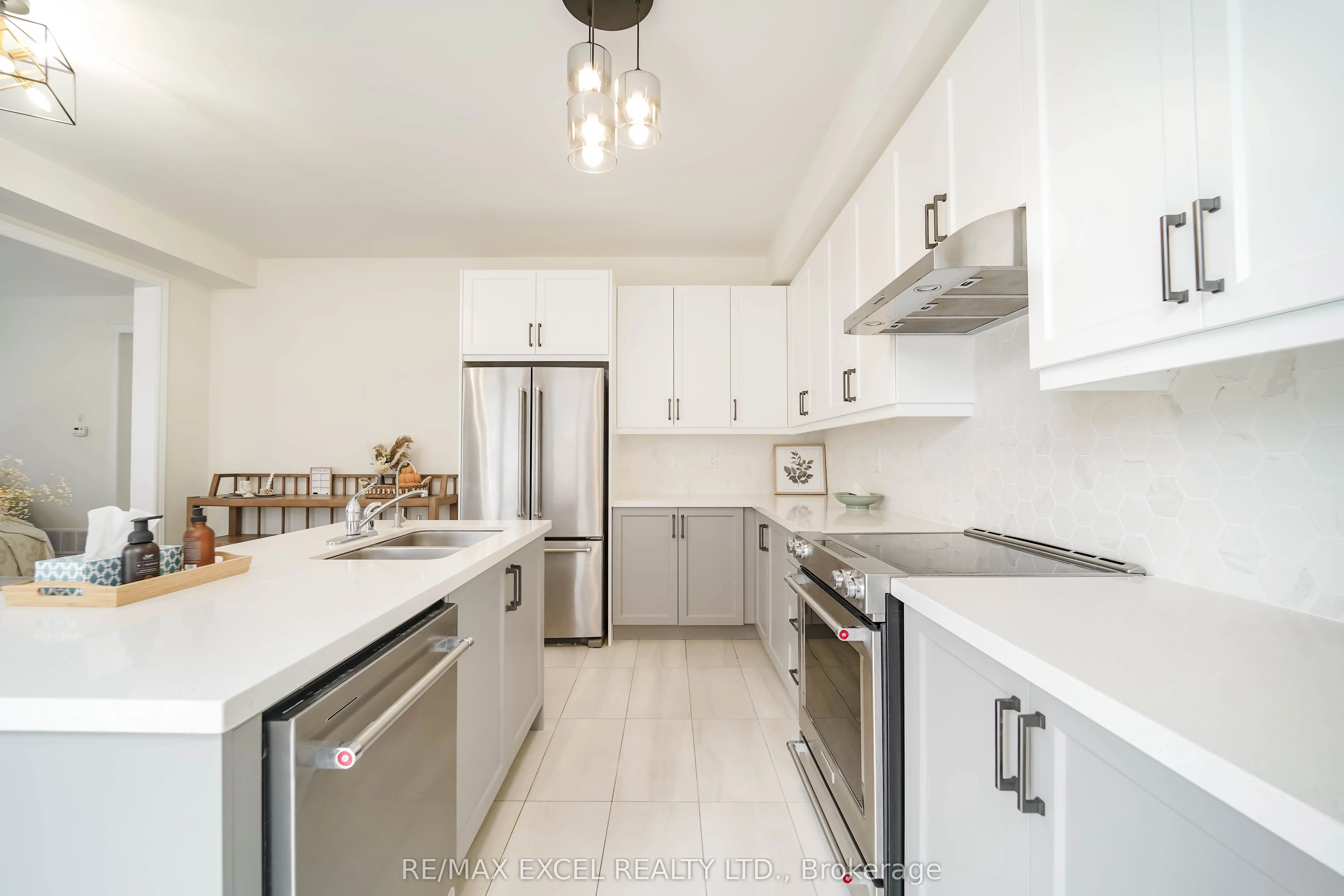 231 Fallharvest Way