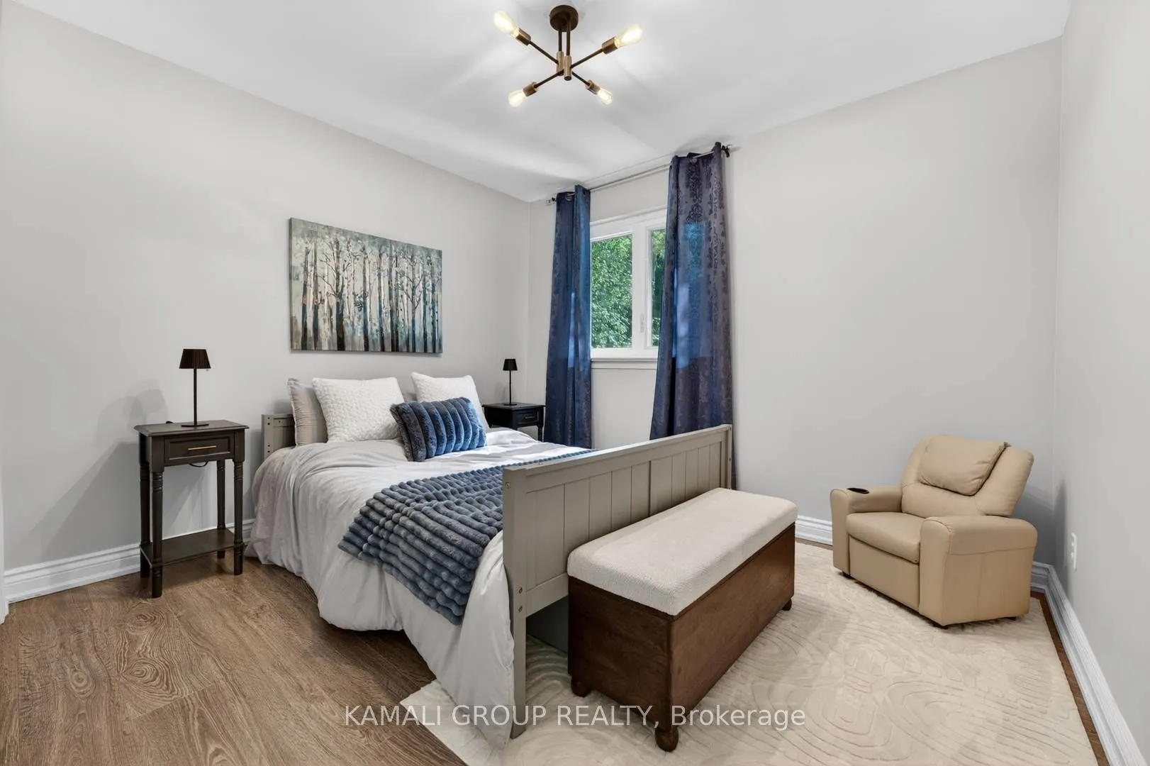 61 Lawnwood Court
