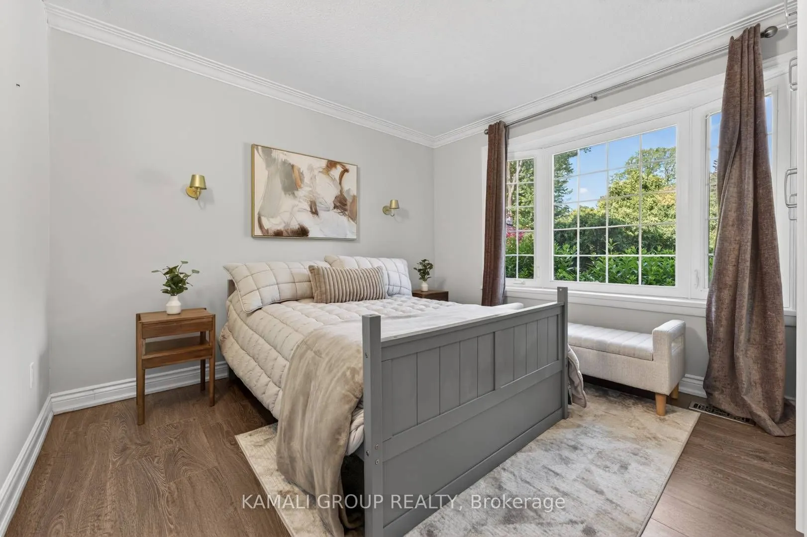 61 Lawnwood Court