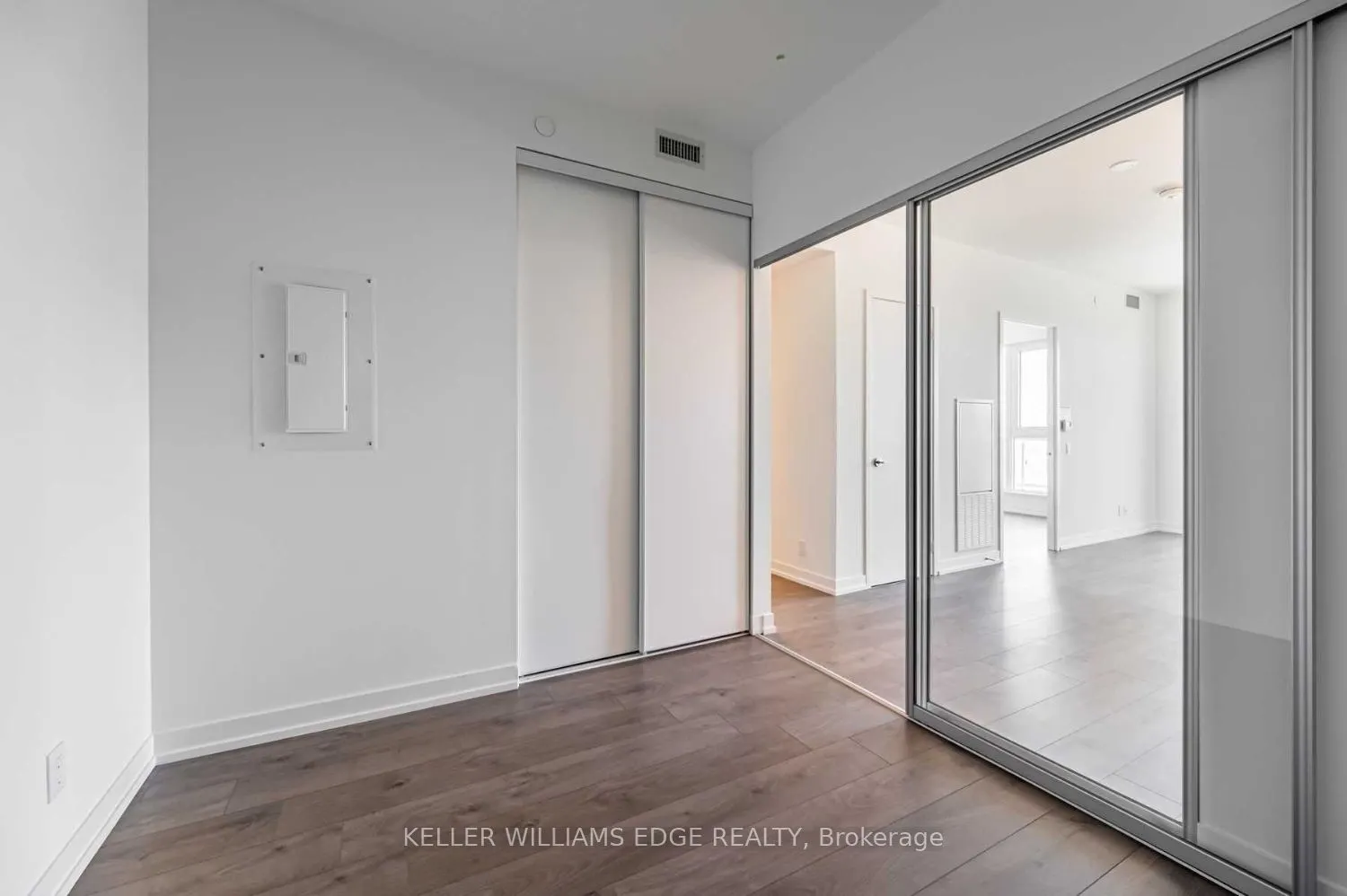 950 Portage Parkway #2005