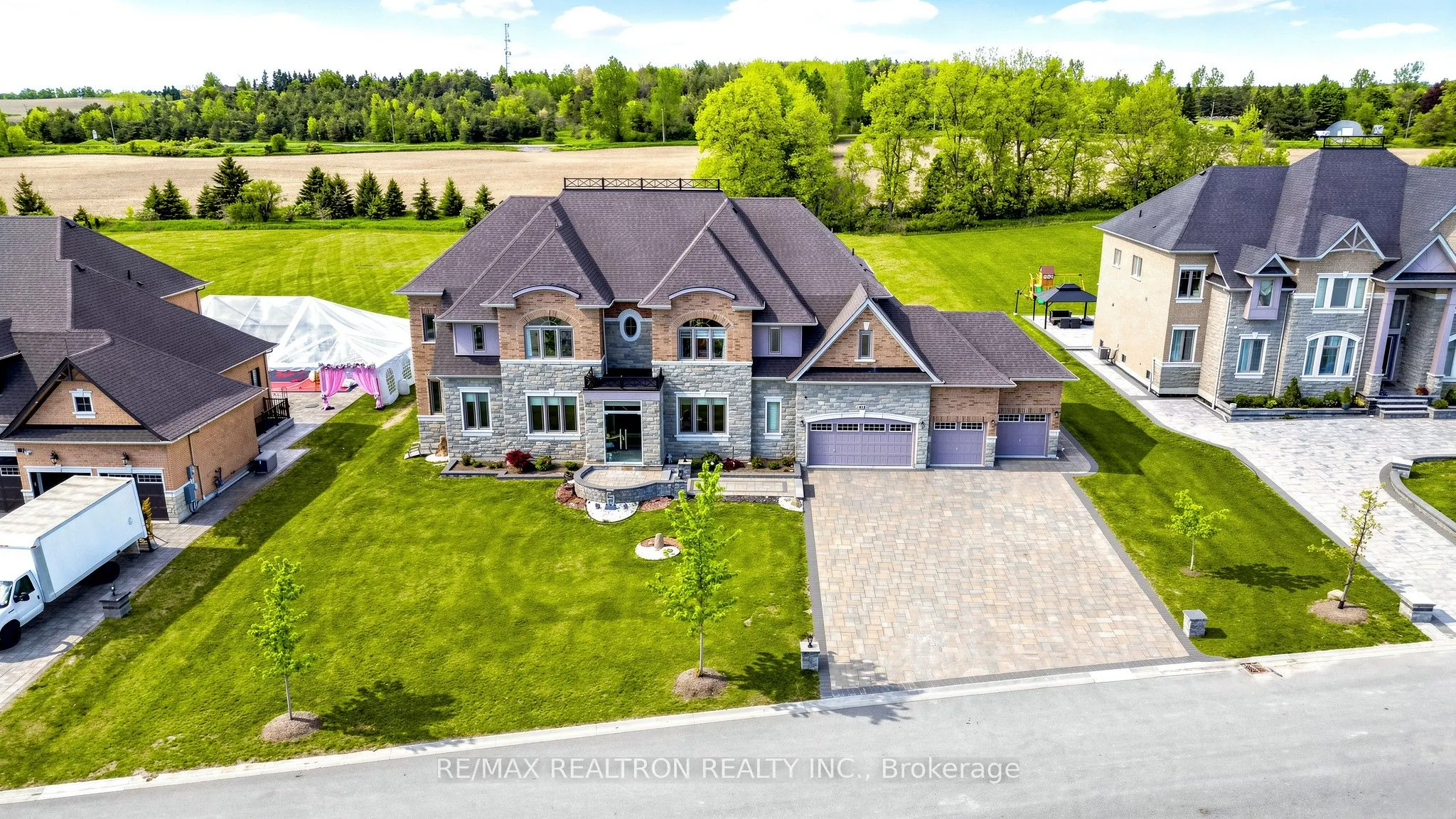 28 Sam Davis Court