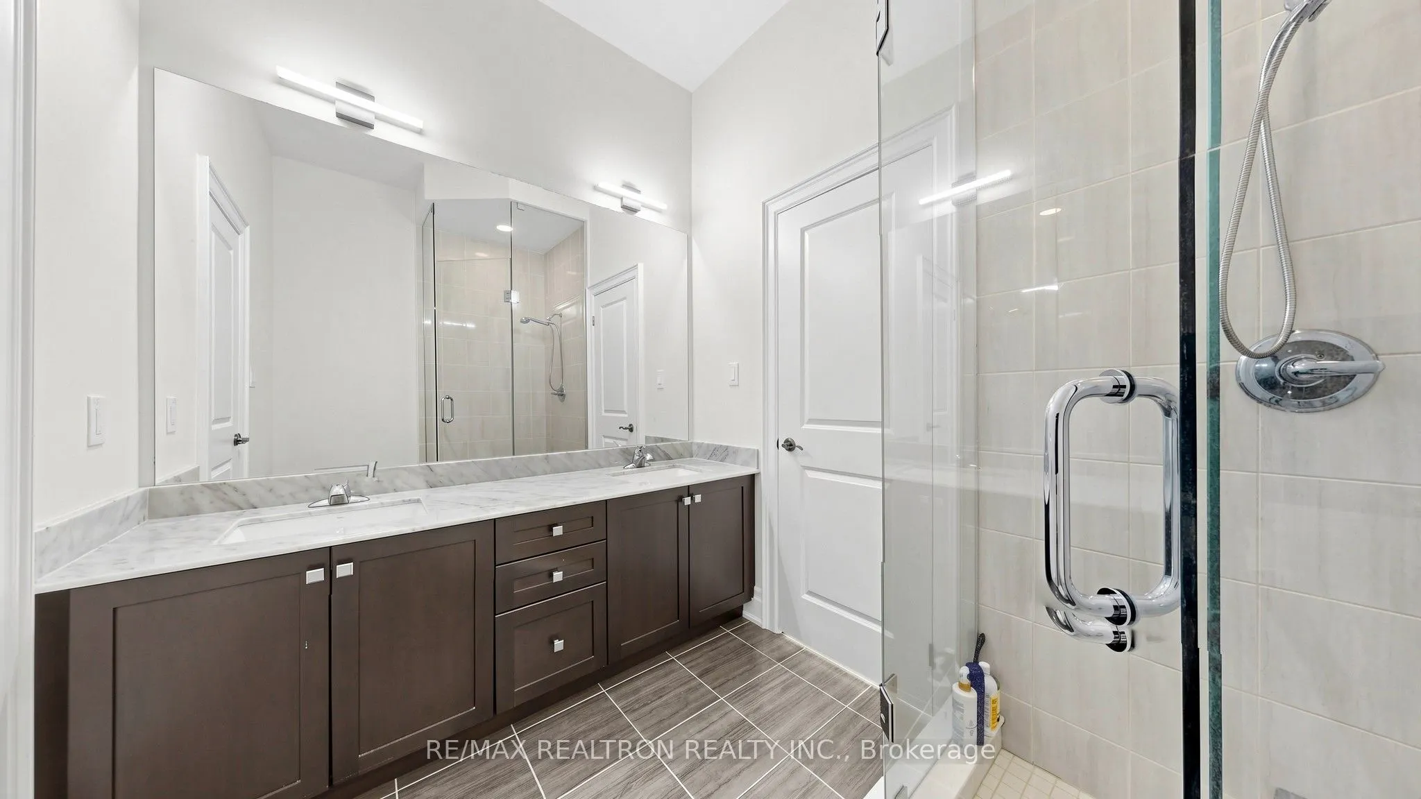 28 Sam Davis Court