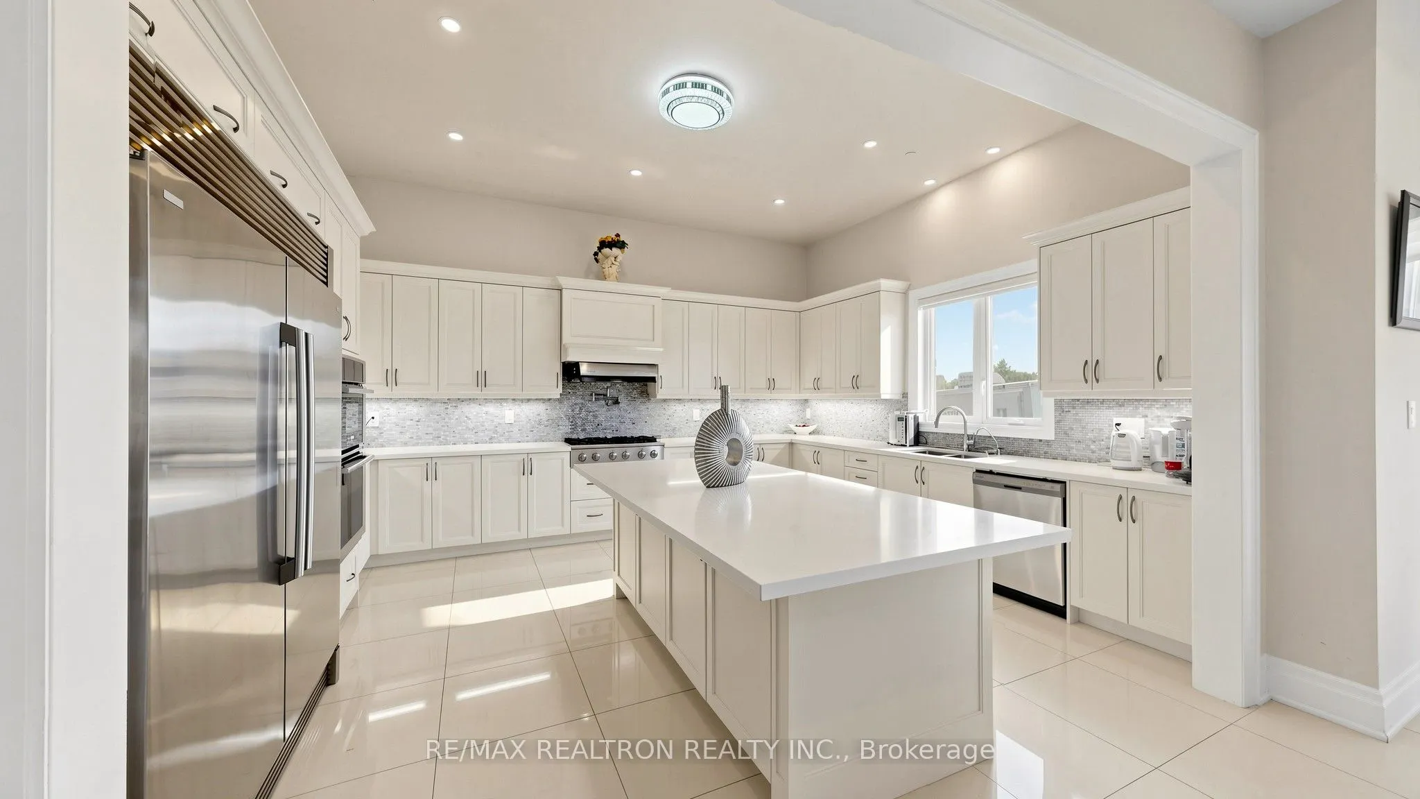 28 Sam Davis Court