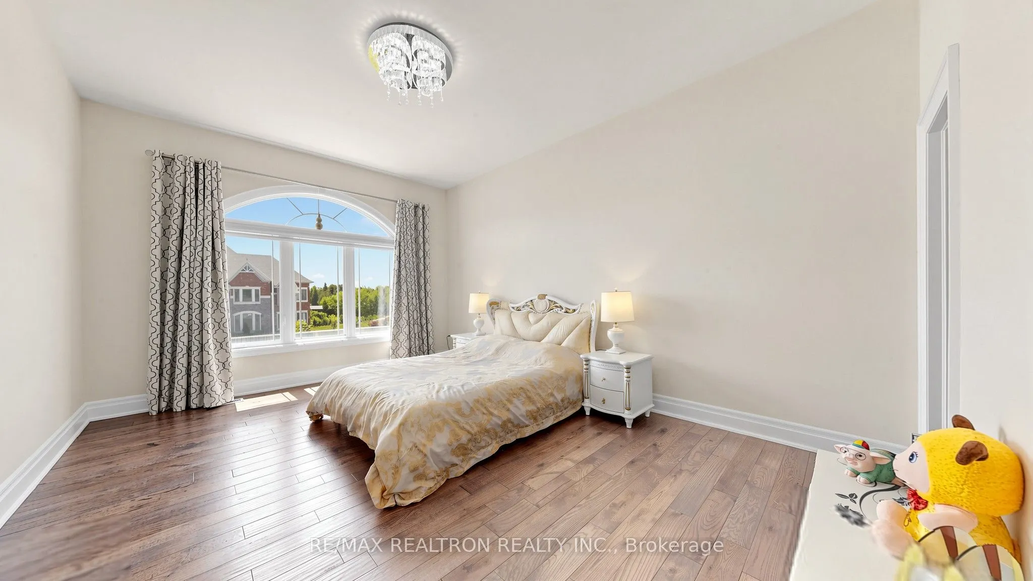 28 Sam Davis Court
