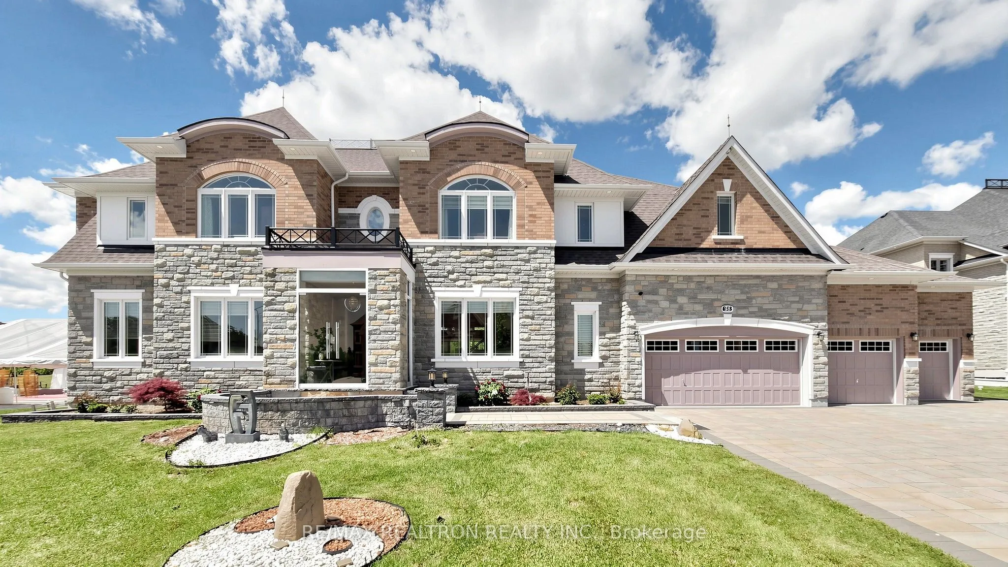 28 Sam Davis Court