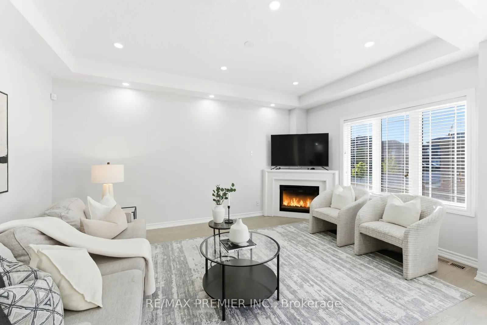 122 Mckenzie Way